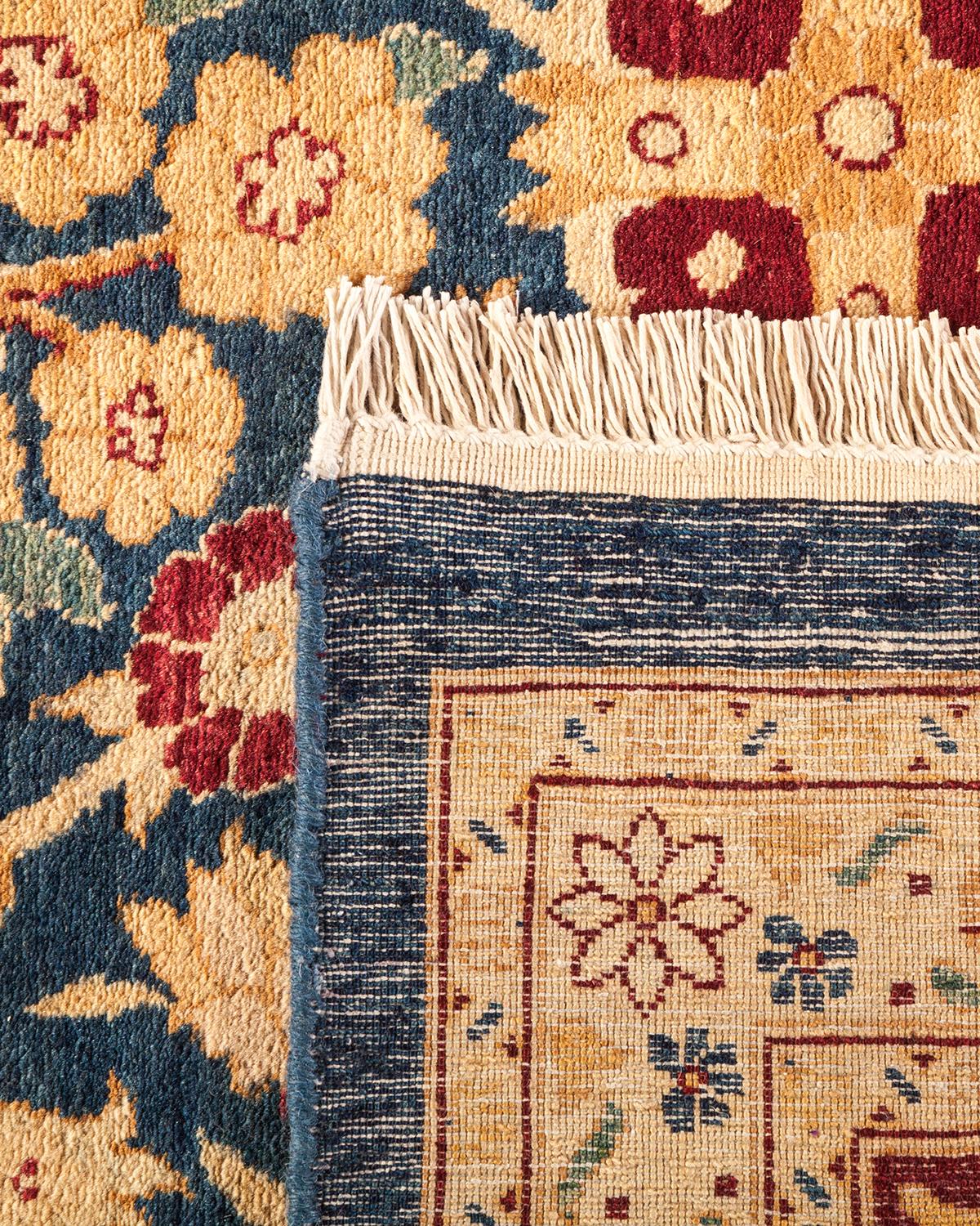 Traditioneller handgefertigter Mogul-Blauer Teppich, Unikat (Handgeknüpft) im Angebot