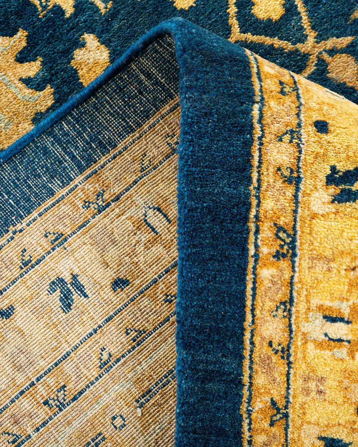 Traditioneller handgefertigter Mogul-Blauer Teppich, Unikat (Pakistanisch) im Angebot
