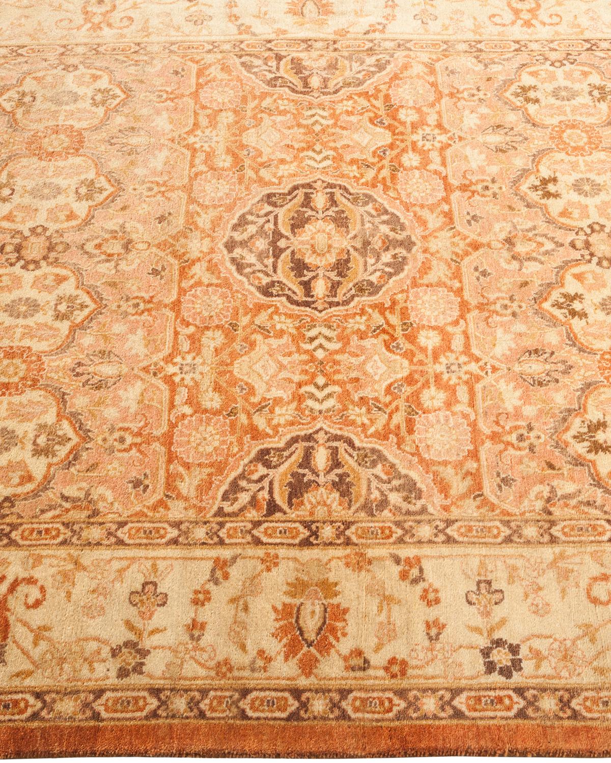 Tappeto tradizionale Mogul Brown, unico nel suo genere, realizzato a mano In condizioni Nuovo a Norwalk, CT