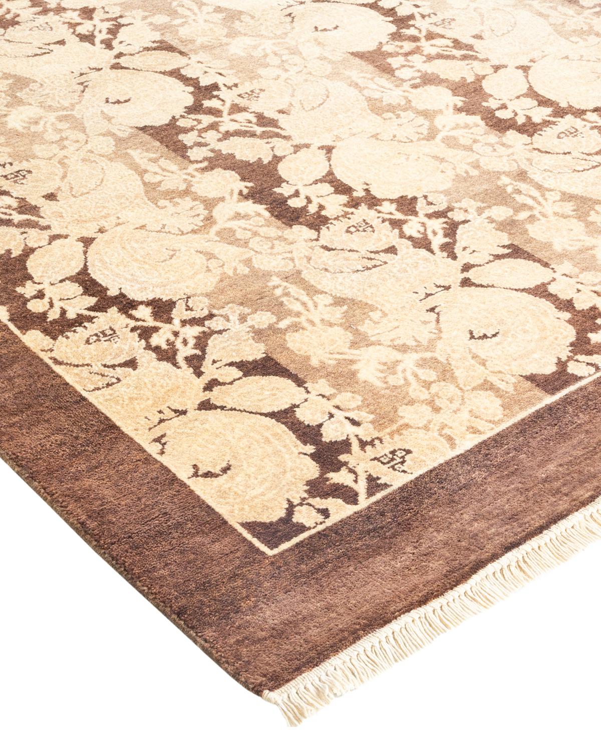 Traditioneller, handgefertigter, brauner Mogul-Teppich, Unikat (Wolle) im Angebot