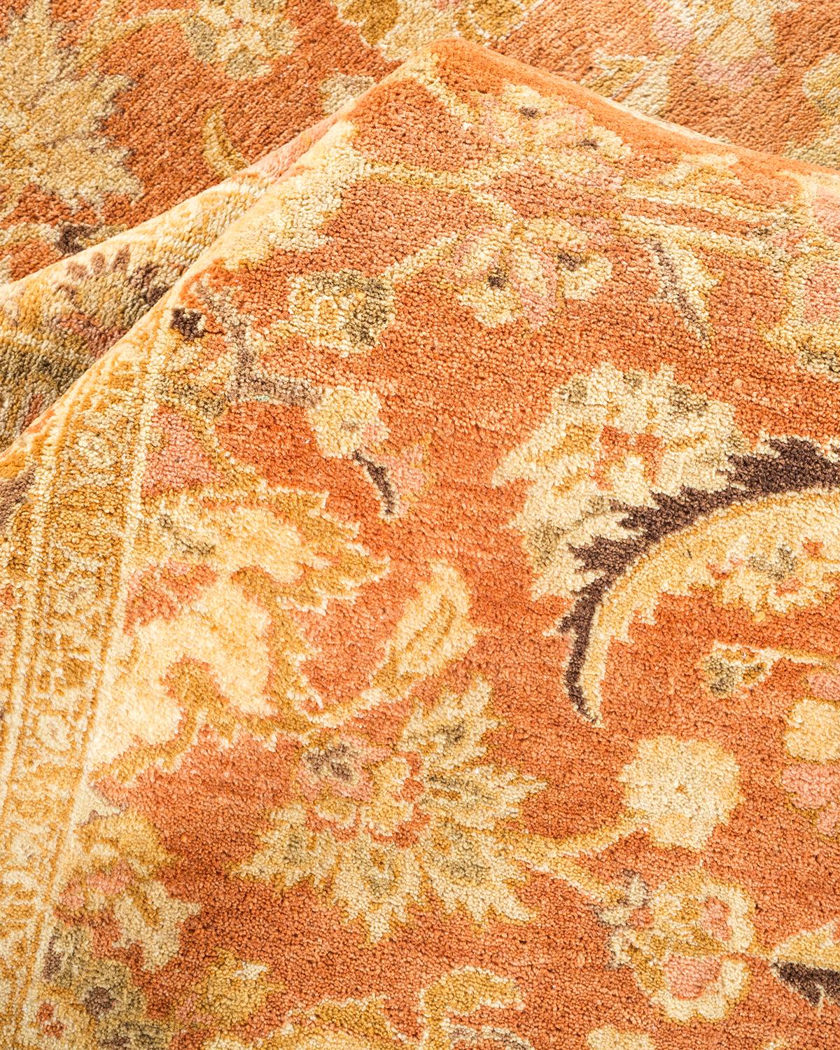 Autre Tapis traditionnel Mogul marron unique en son genre fabriqué à la main en vente