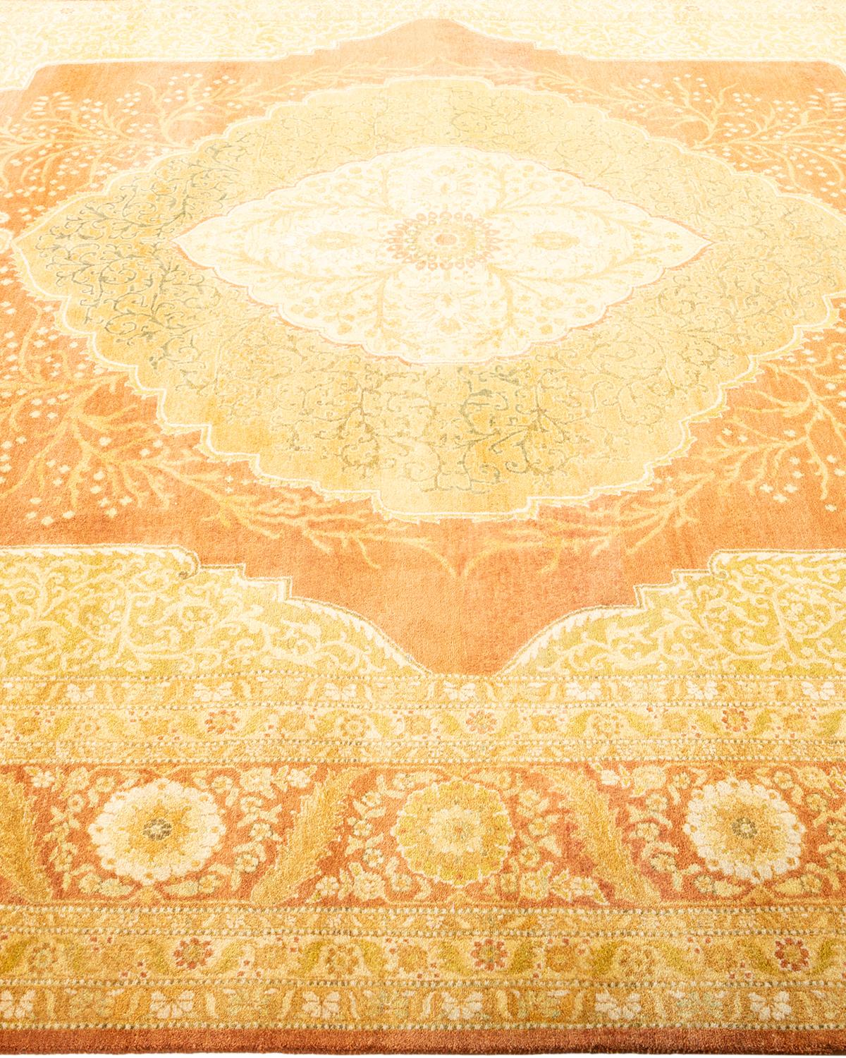 Tapis traditionnel Mogul marron unique en son genre fabriqué à la main Neuf - En vente à Norwalk, CT
