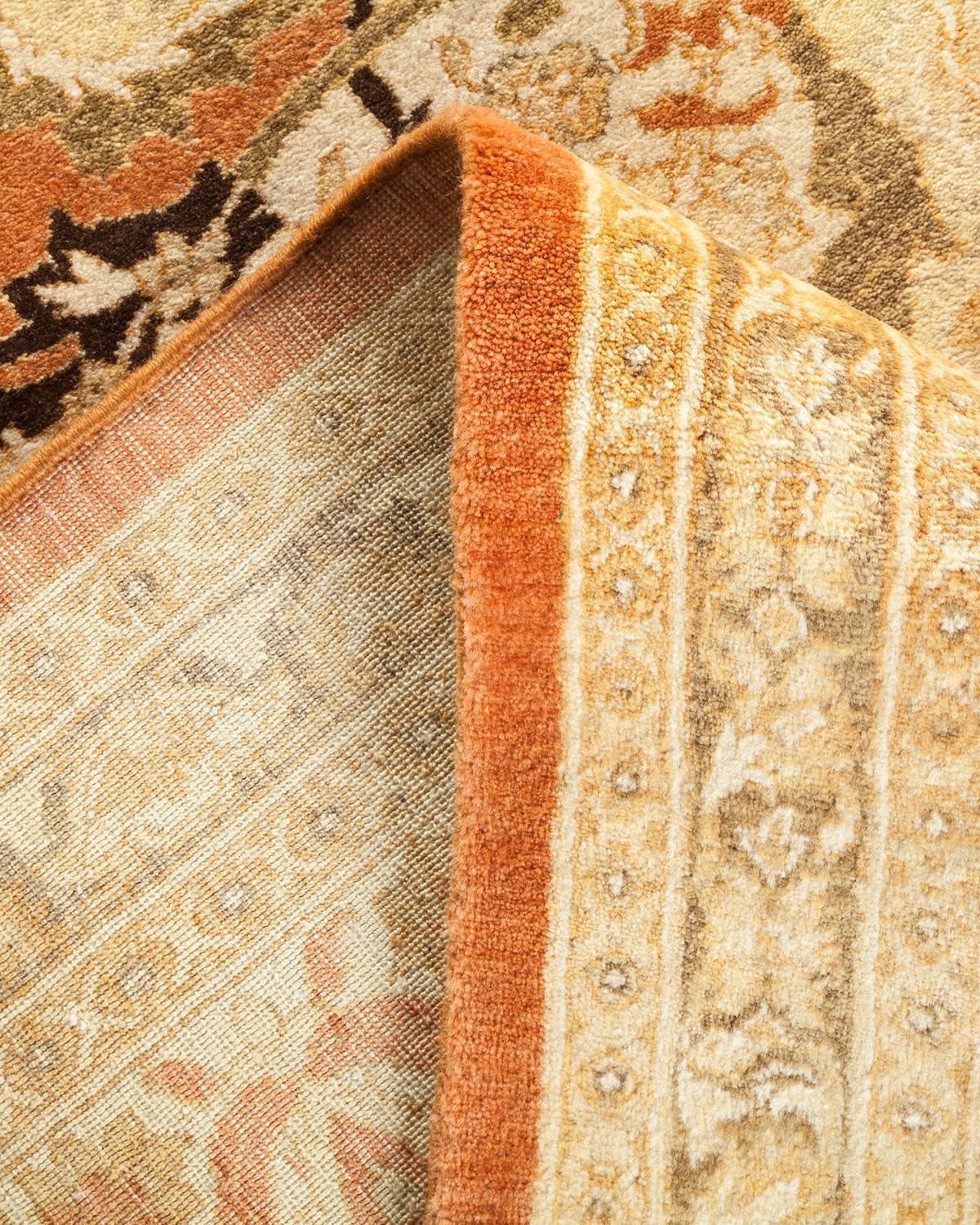 Pakistanais Tapis traditionnel Mogul marron unique en son genre fabriqué à la main en vente