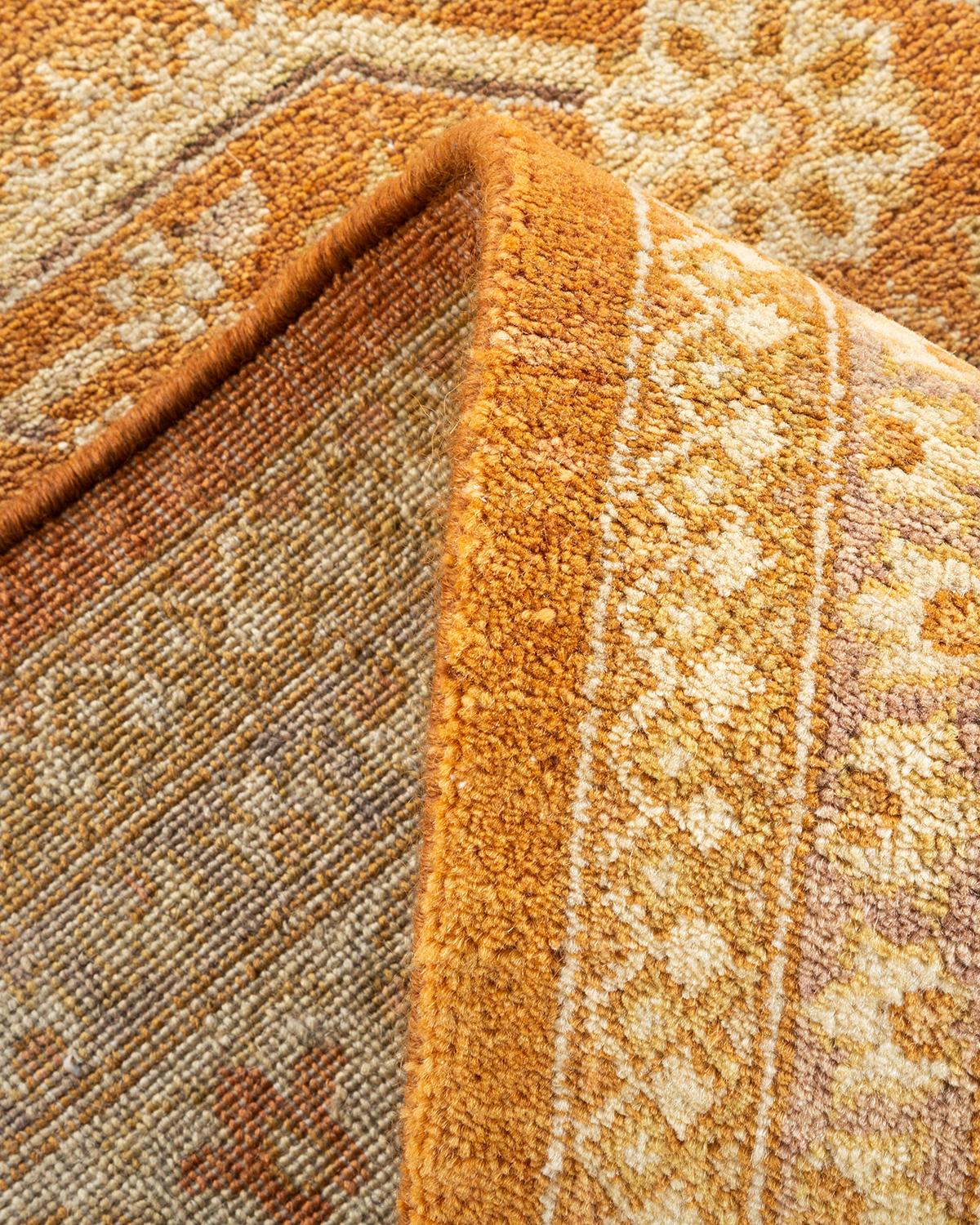 Noué à la main Tapis traditionnel Mogul marron unique en son genre fabriqué à la main en vente