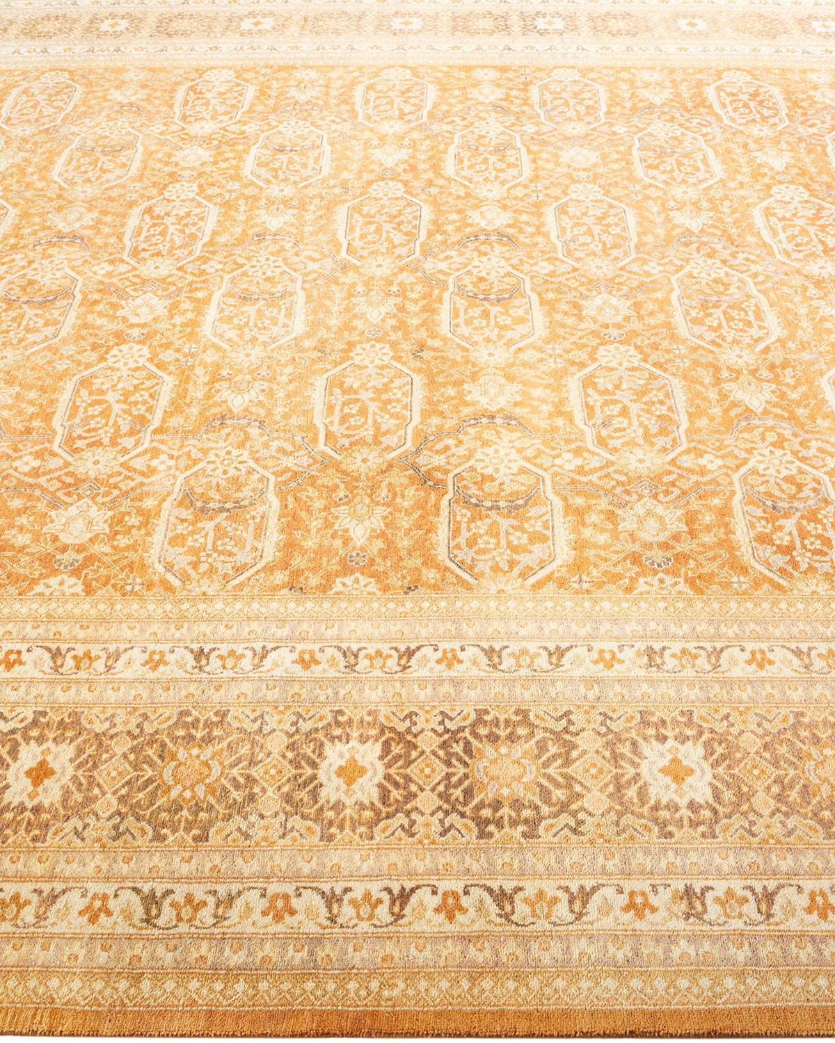 XXIe siècle et contemporain Tapis traditionnel Mogul marron unique en son genre fabriqué à la main en vente