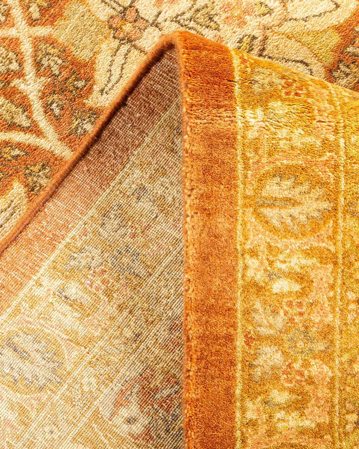Pakistanais Tapis traditionnel Mogul marron unique en son genre fabriqué à la main en vente