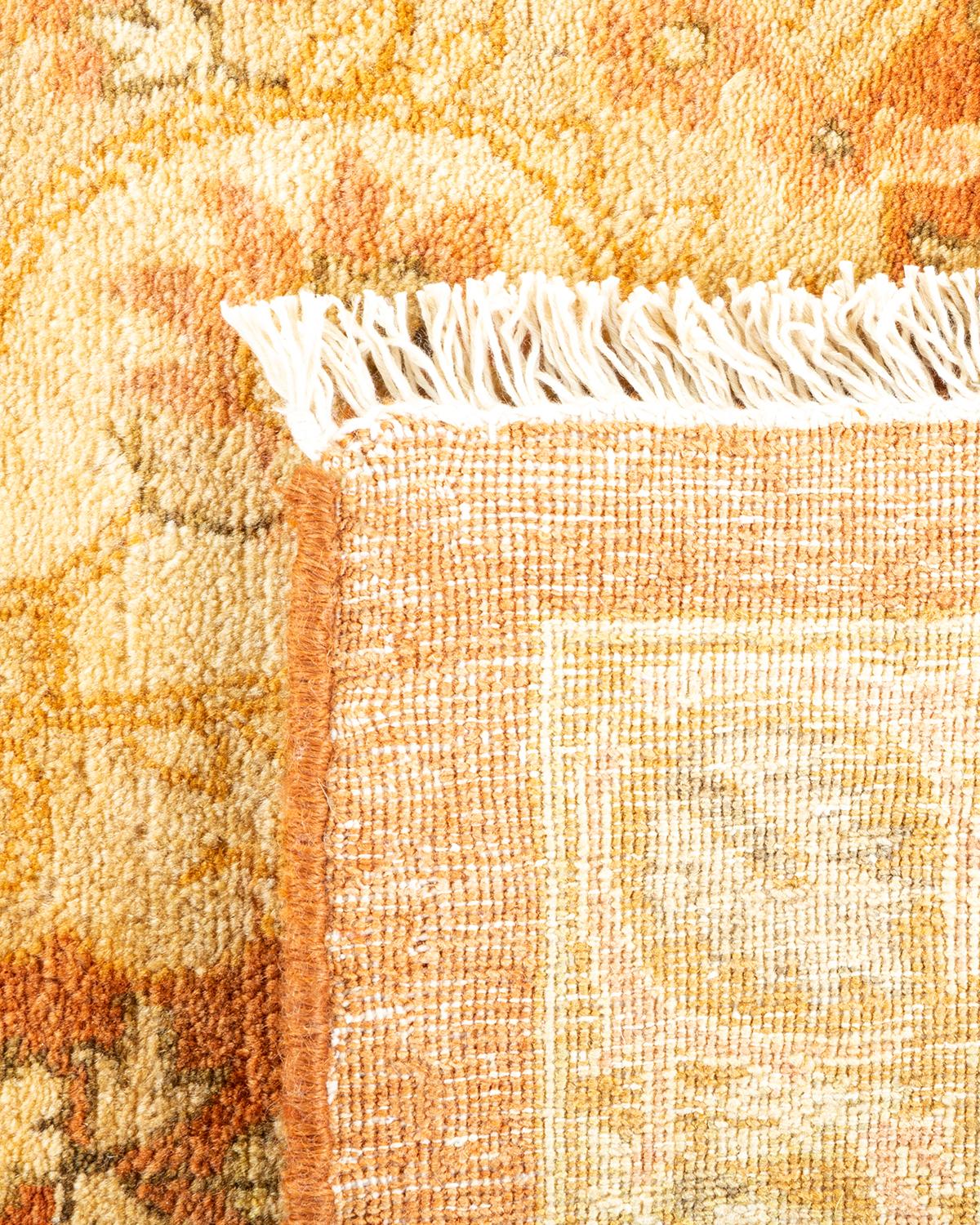 Noué à la main Tapis traditionnel Mogul marron unique en son genre fabriqué à la main en vente