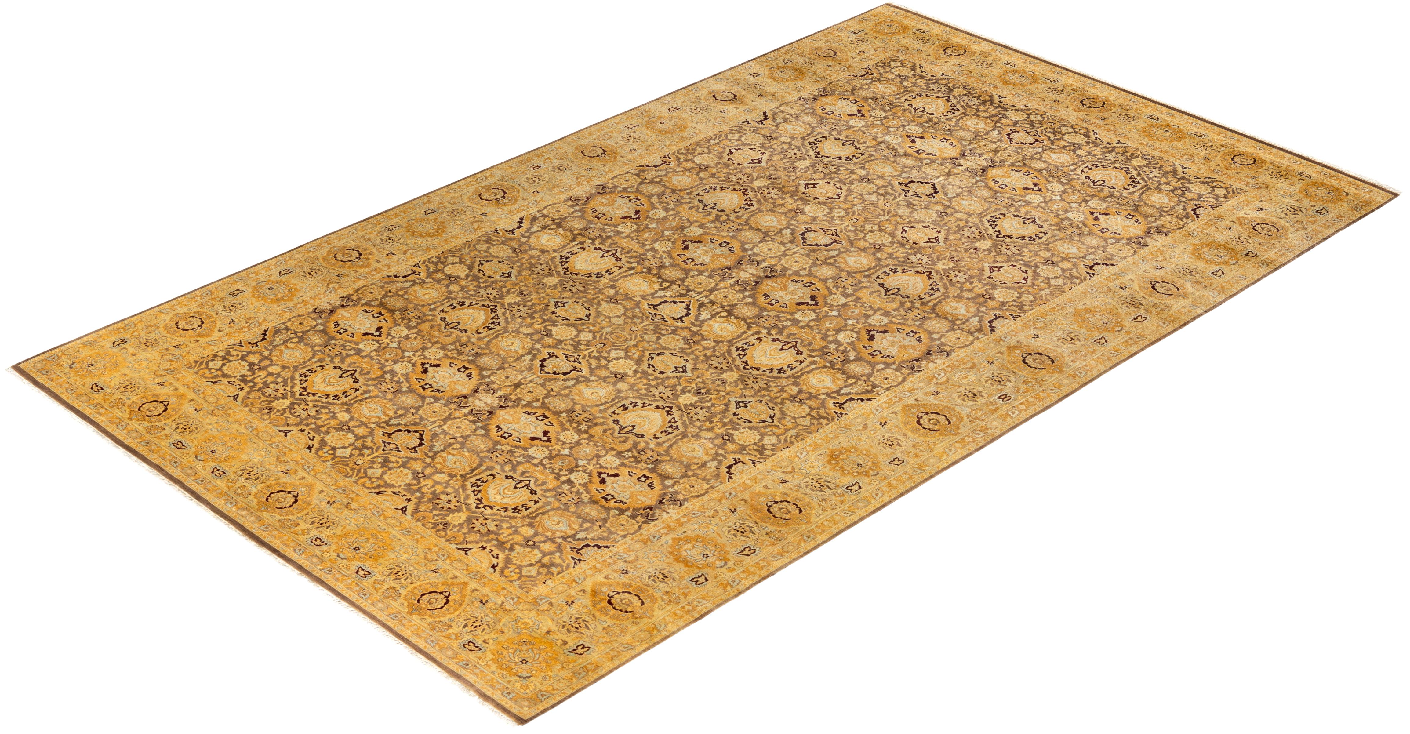 Las alfombras de la colección Mogul, con sus colores discretos y sus diseños en toda la superficie, aportarán una sofisticación atemporal a cualquier habitación. Influenciadas por un espectro de diseños turcos, indios y persas, los artesanos que