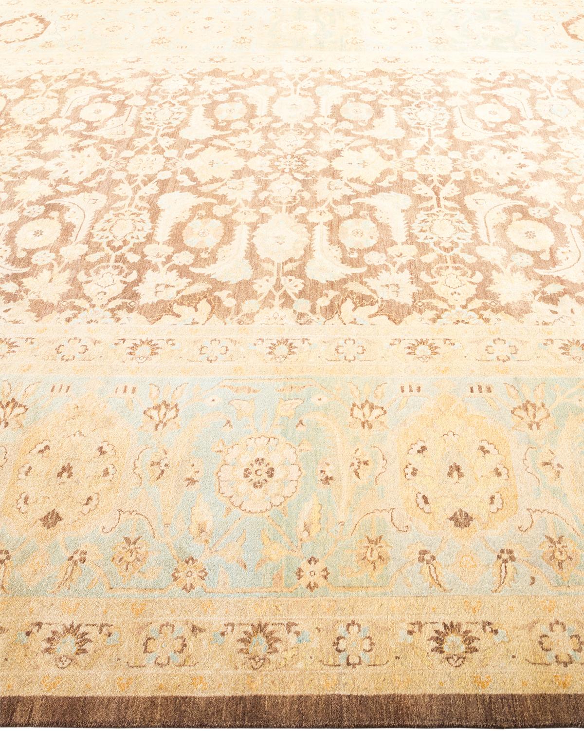 Tapis traditionnel Mogul marron unique en son genre fabriqué à la main Neuf - En vente à Norwalk, CT