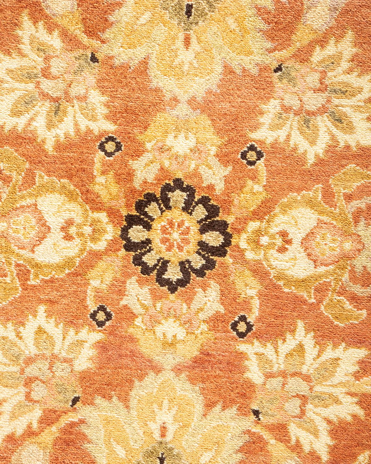 XXIe siècle et contemporain Tapis traditionnel Mogul marron unique en son genre fabriqué à la main en vente
