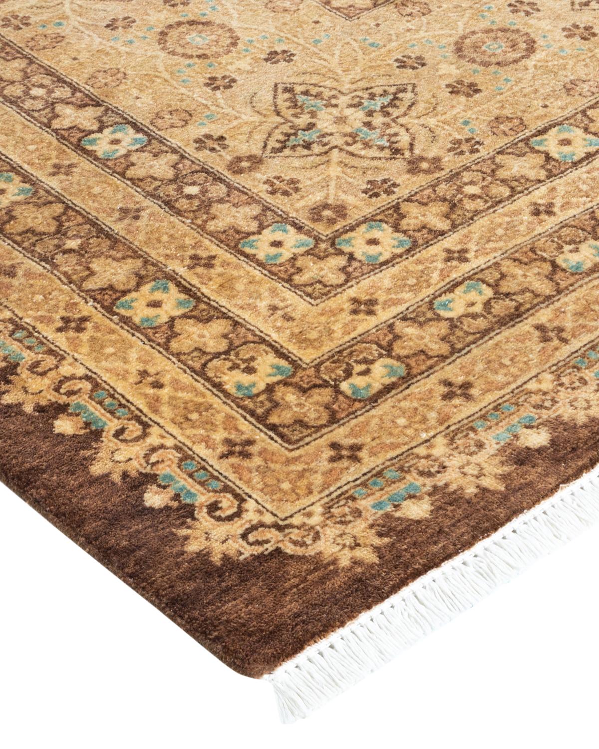 Handgefertigter, traditioneller Mogul-Teppich in Braun, Unikat (Wolle) im Angebot
