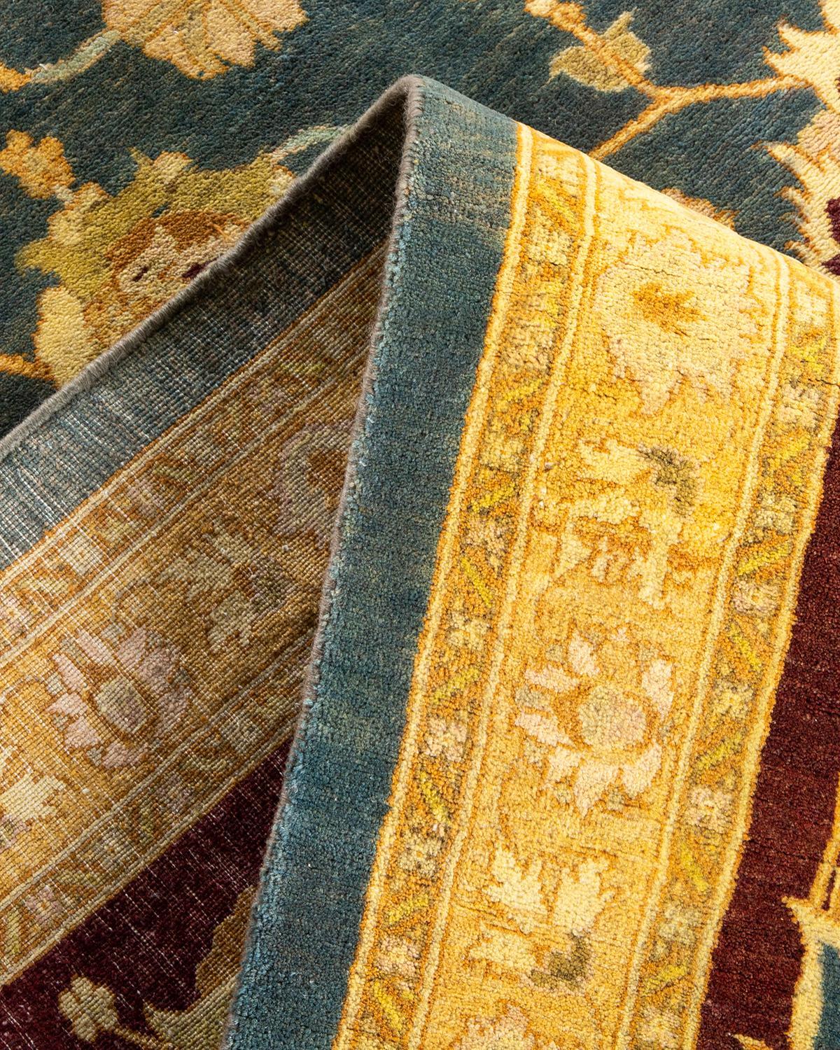 Autre Tapis traditionnel Mogul gris unique en son genre fait à la main en vente