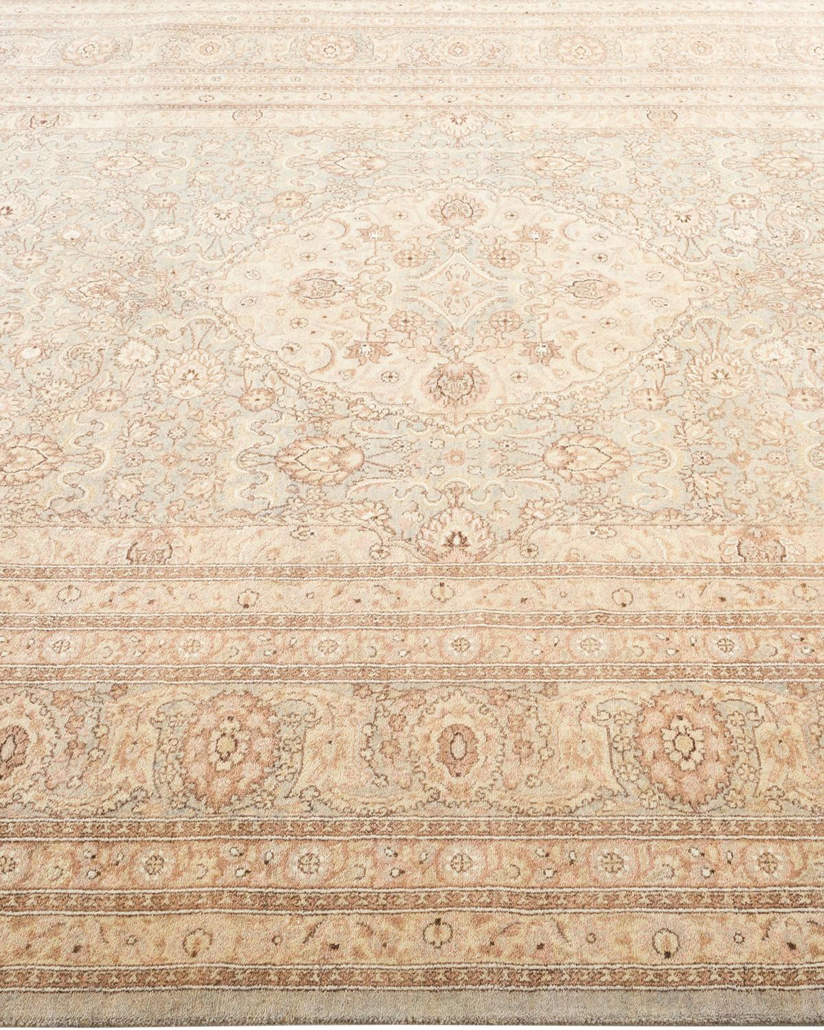 Tapis traditionnel Mogul gris unique en son genre fait à la main Neuf - En vente à Norwalk, CT