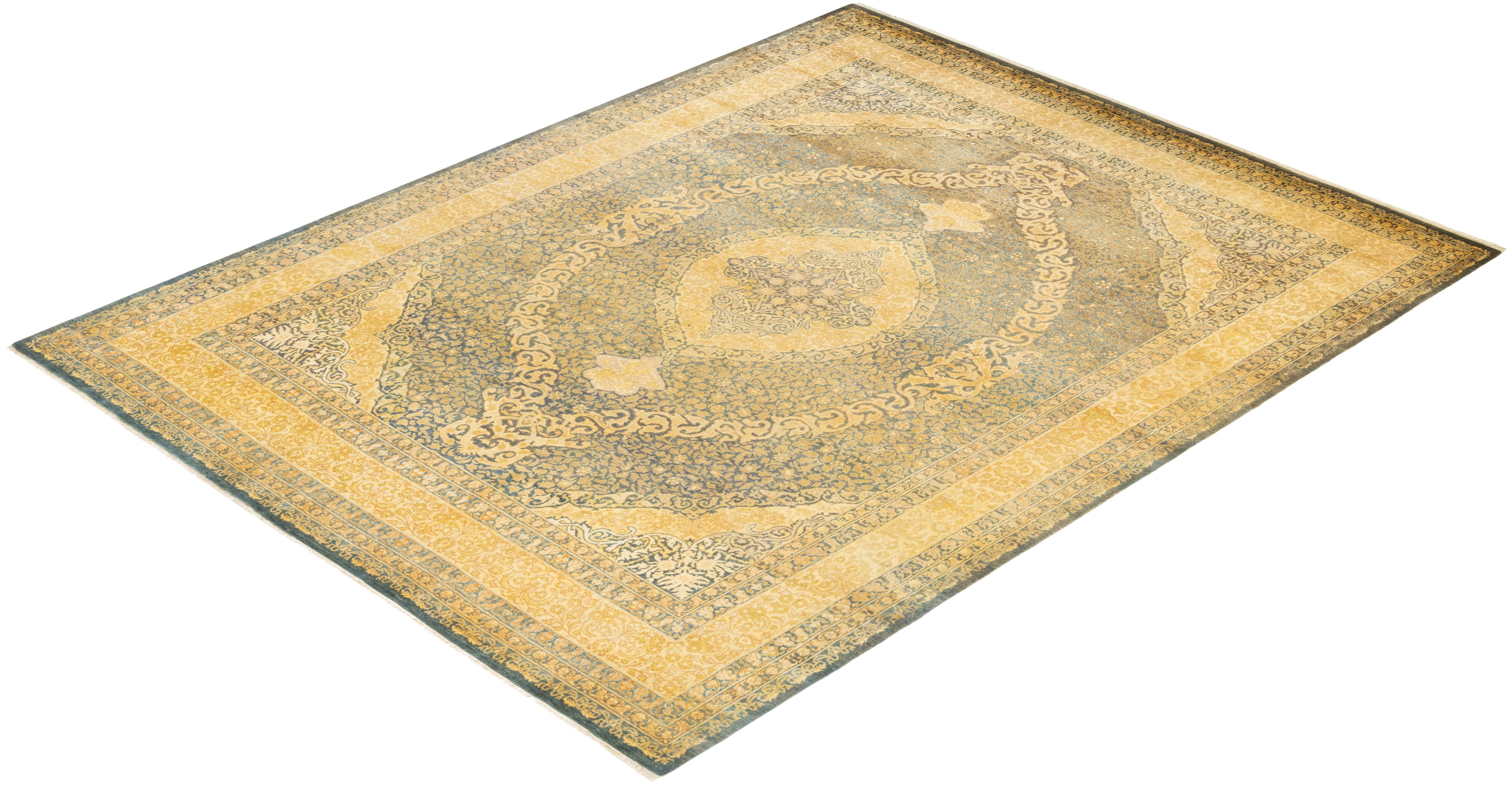 Avec leurs palettes discrètes et leurs motifs à l'envers, les tapis de la collection Mogul apporteront une sophistication intemporelle à n'importe quelle pièce. Influencés par un éventail de motifs turcs, indiens et persans, les artisans qui tissent
