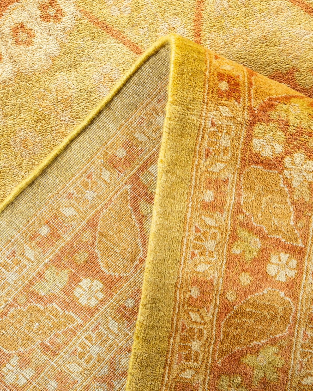 Einzigartiger, handgefertigter traditioneller Mogul-Teppich in Grün (Handgeknüpft) im Angebot