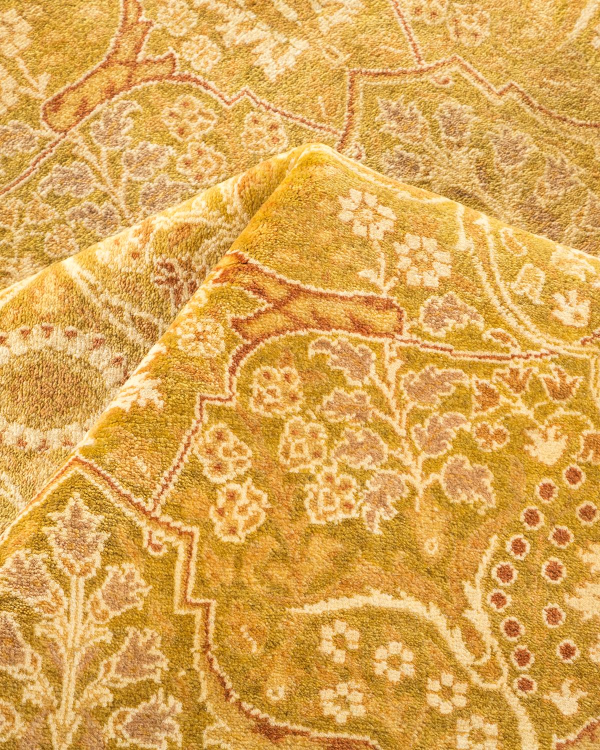 Autre Tapis traditionnel vert moghol unique fait main, unique en son genre en vente