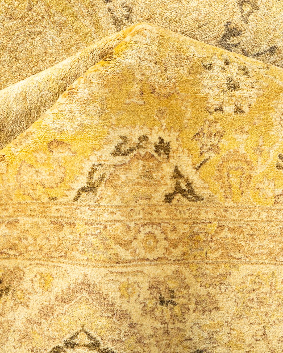 Autre Tapis traditionnel vert moghol unique fait main, unique en son genre en vente