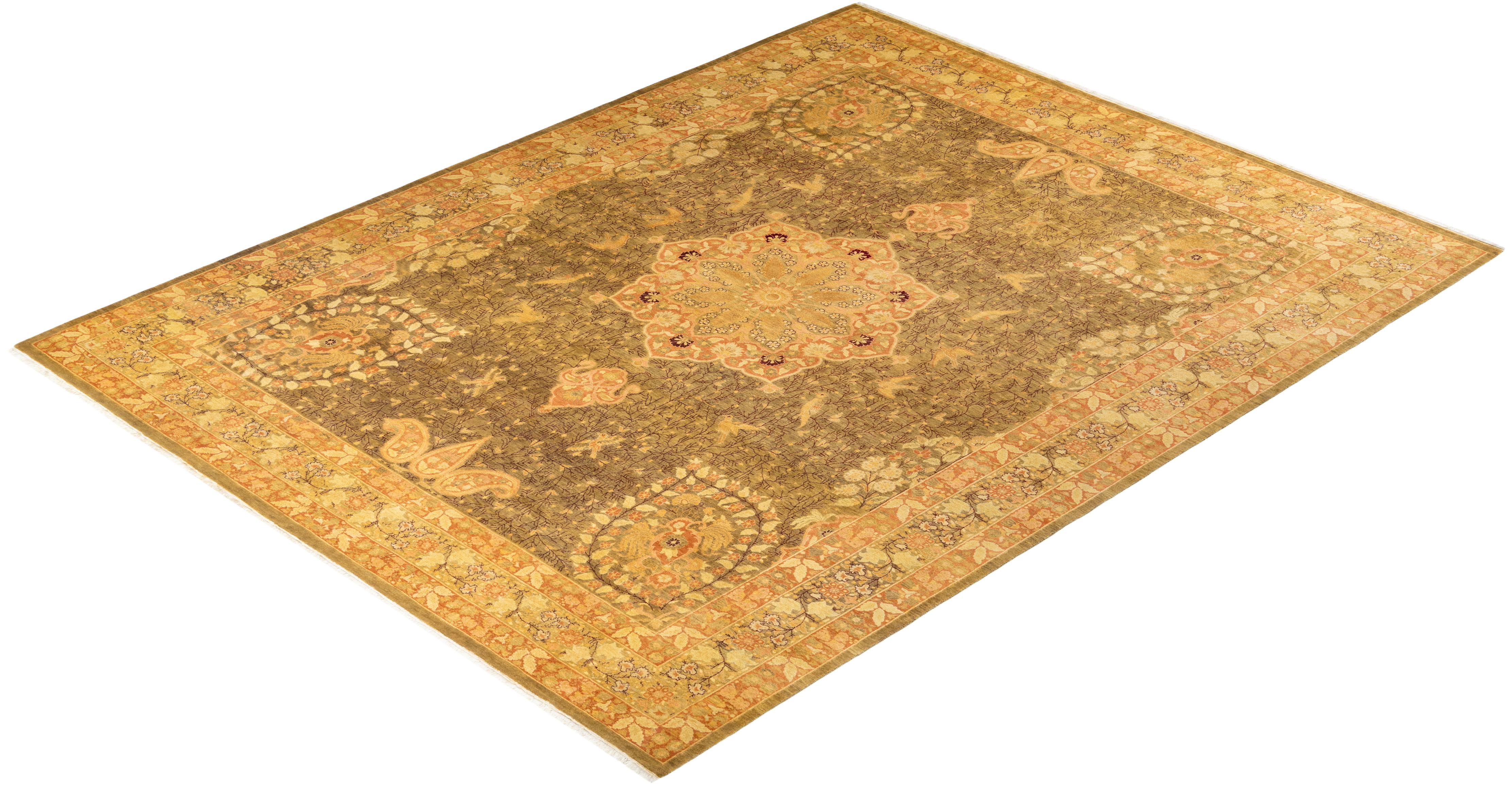 Avec leurs palettes discrètes et leurs motifs à l'envers, les tapis de la collection Mogul apporteront une sophistication intemporelle à n'importe quelle pièce. Influencés par un éventail de motifs turcs, indiens et persans, les artisans qui tissent