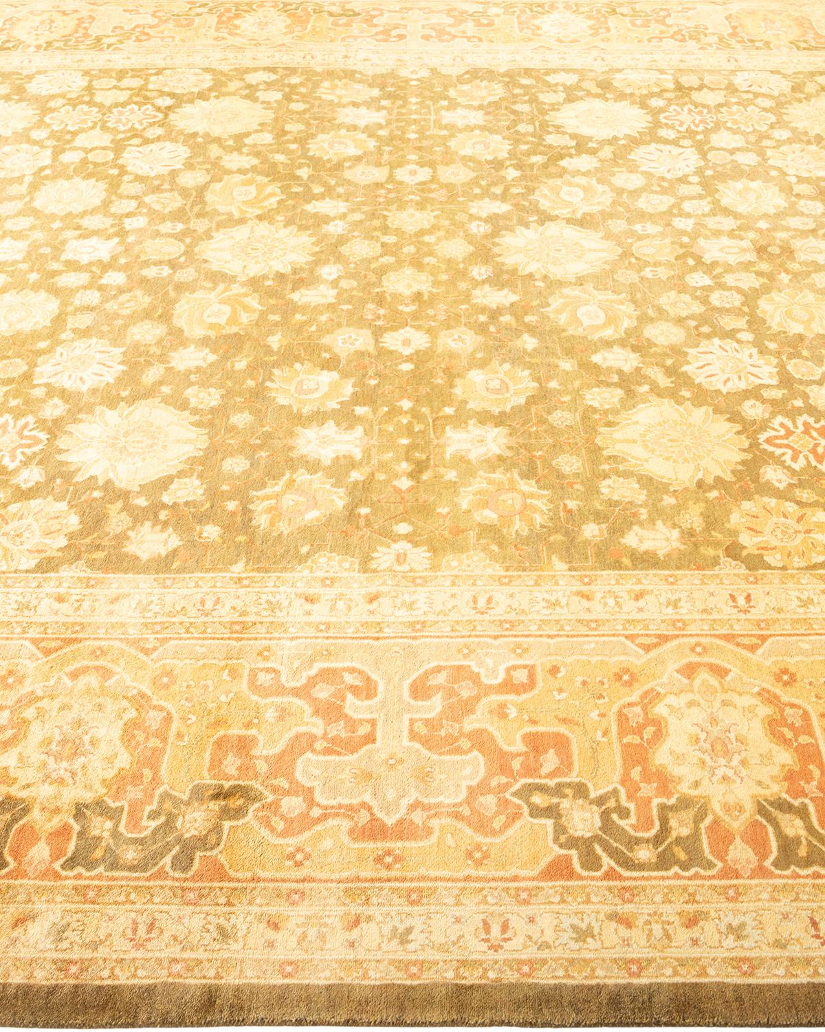 One-of-a-kind Hand Made Traditional Mogul Green Area Rug In New Condition For Sale In Norwalk, CT