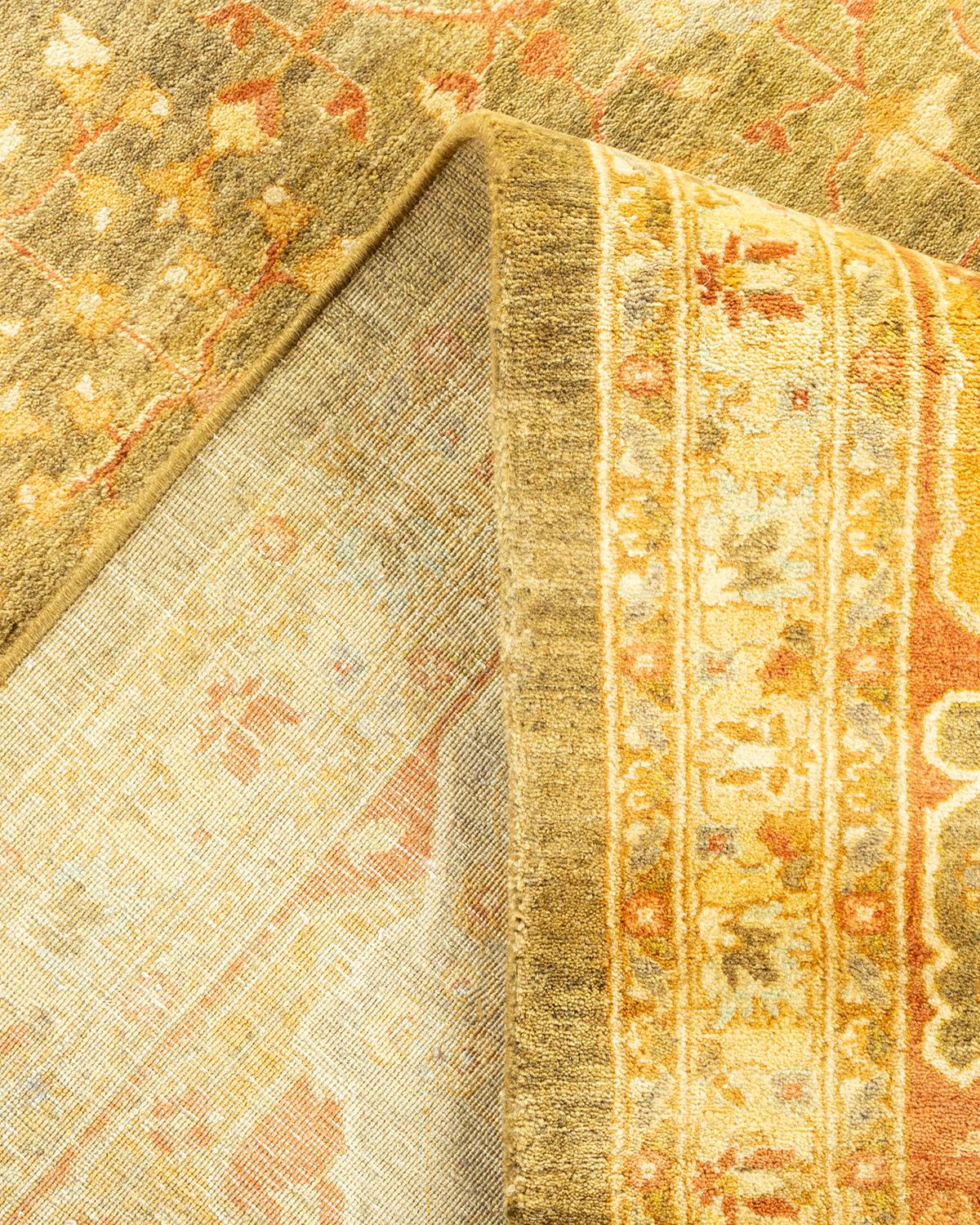 Pakistanais Tapis traditionnel Mogul vert unique fait à la main, unique en son genre en vente