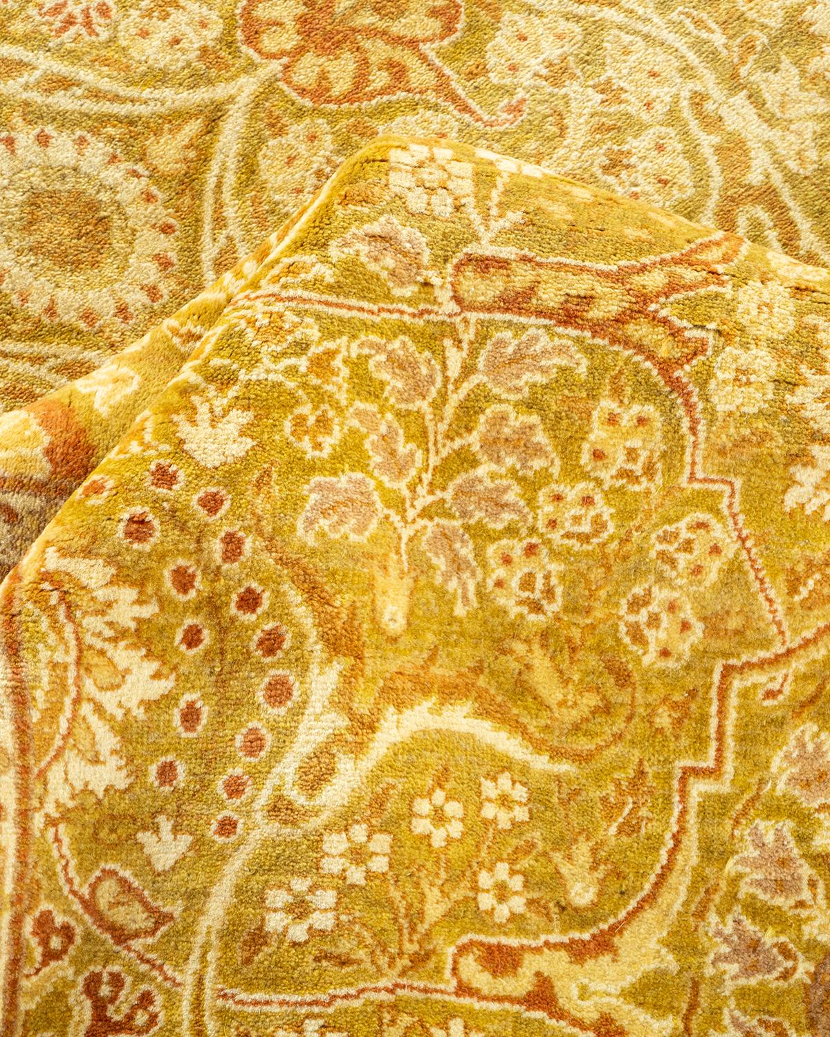 Autre Tapis traditionnel vert moghol unique fait main, unique en son genre en vente