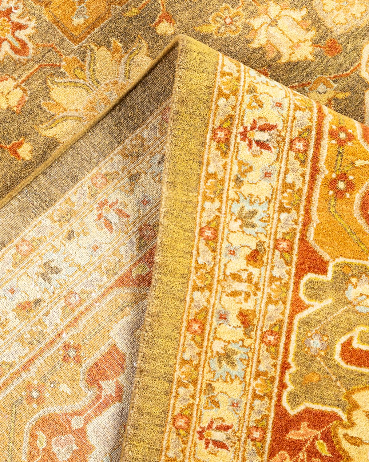 Pakistanais Tapis traditionnel Mogul vert unique fait à la main, unique en son genre en vente