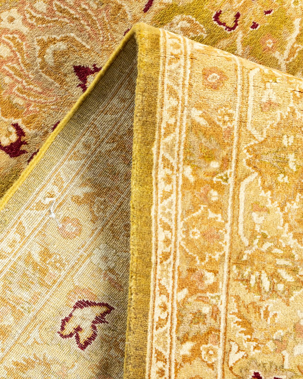 Handgefertigter, traditioneller Mogul-grüner Teppich, Unikat (Pakistanisch) im Angebot