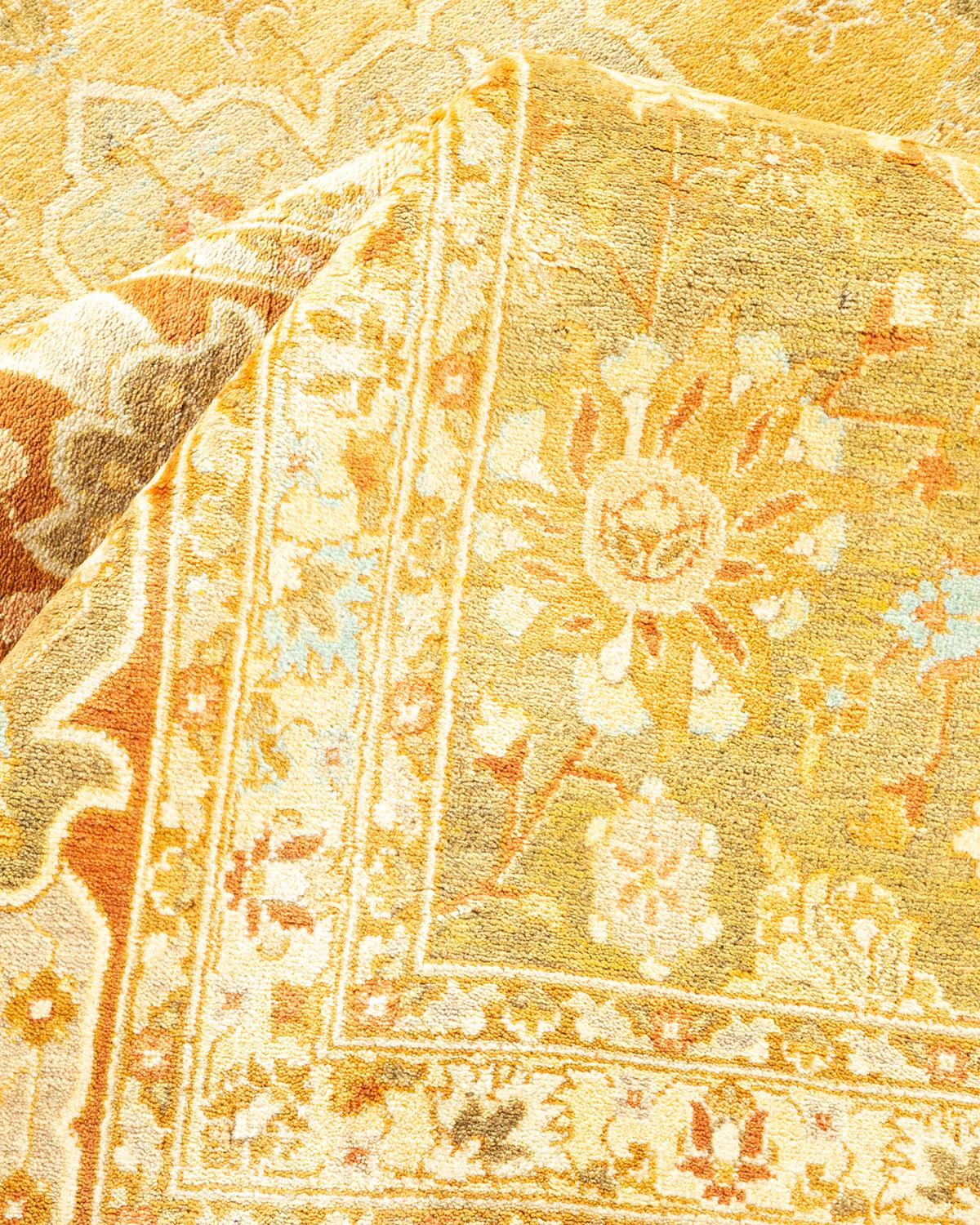 Autre Tapis traditionnel vert moghol unique fait main, unique en son genre en vente