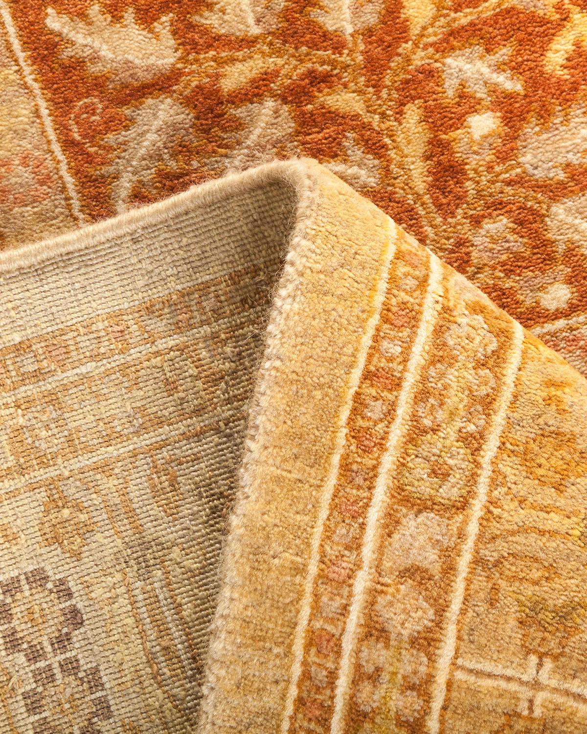 Einzigartiger handgefertigter traditioneller elfenbeinfarbener Mogul-Teppich (Pakistanisch) im Angebot
