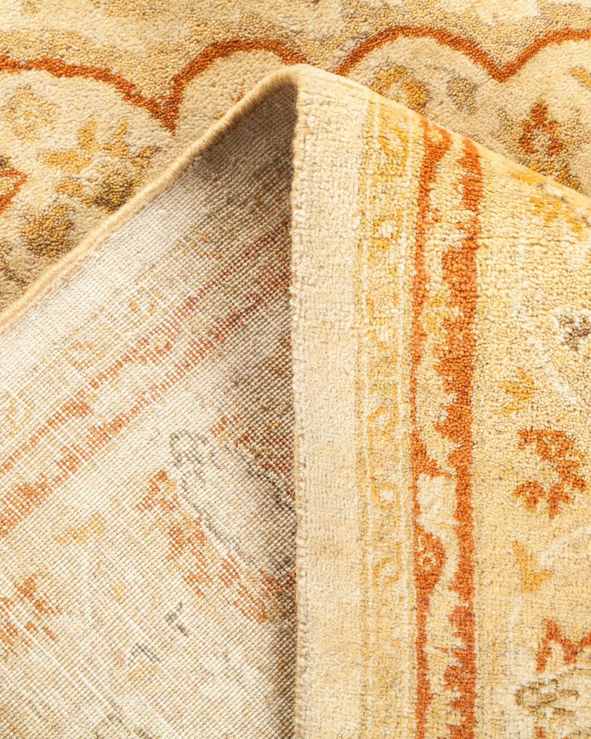 Alfombra tradicional única Hand Made Mogul marfil Pakistaní en venta