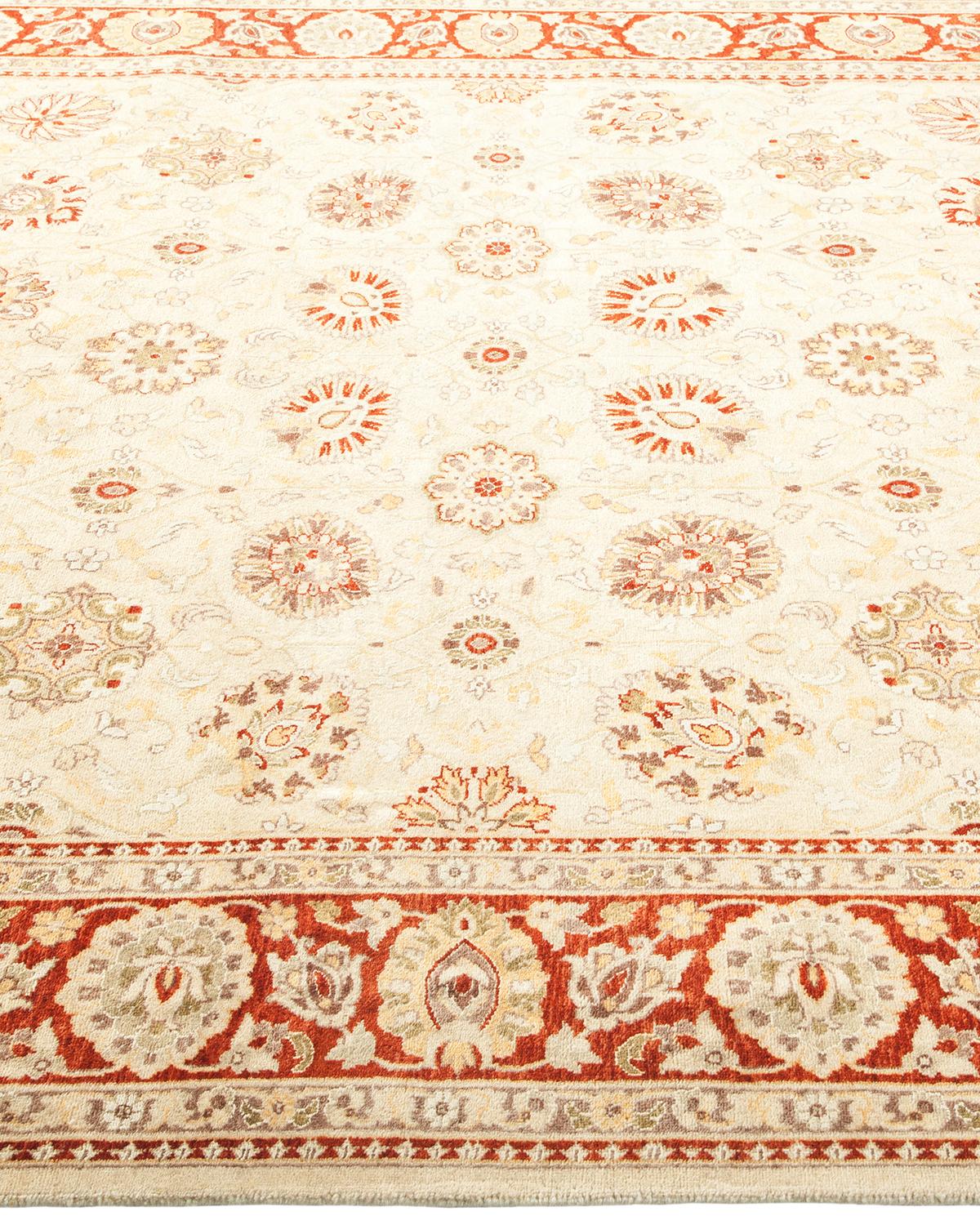 Alfombra tradicional única Hand Made Mogul marfil en Nuevo estado para la venta en Norwalk, CT