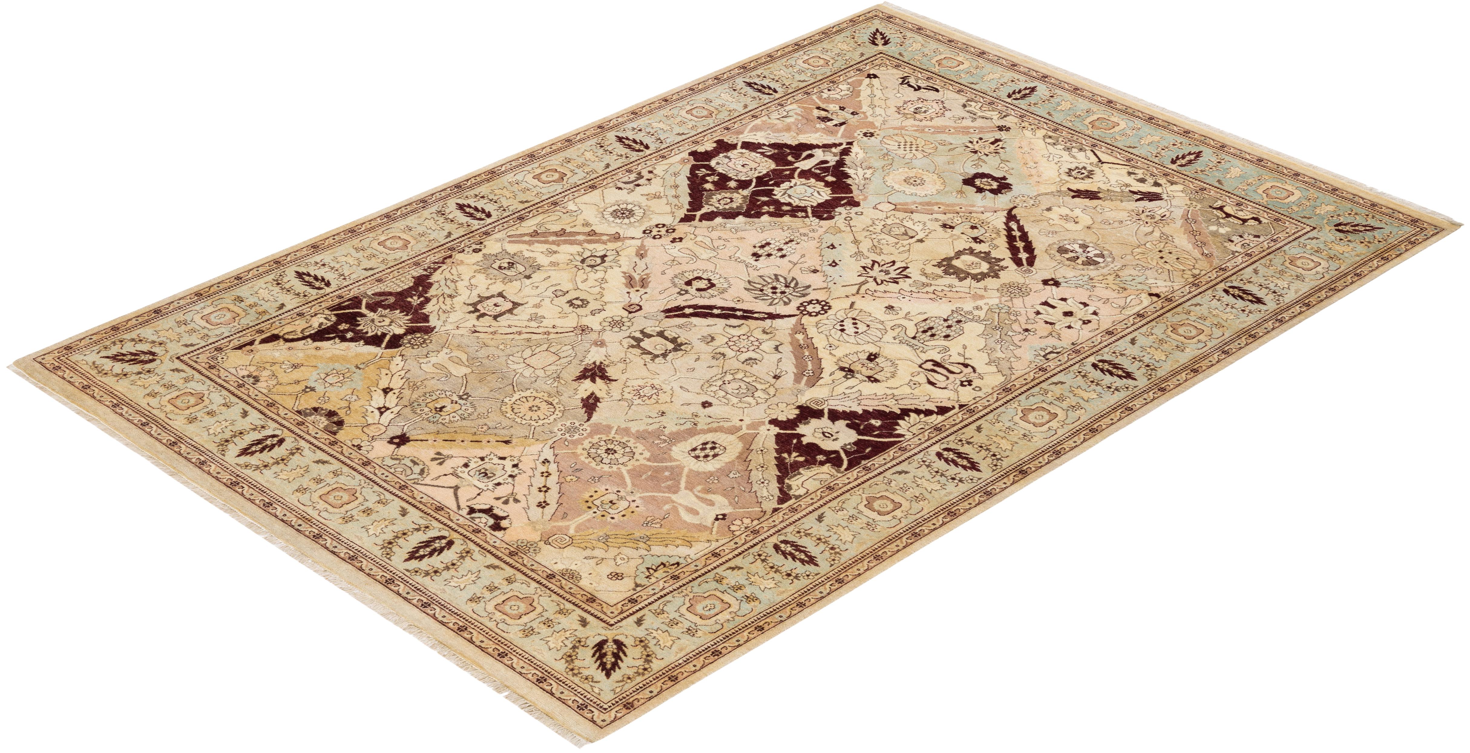 Avec leurs palettes discrètes et leurs motifs allover, les tapis de la collection Mogul apporteront une sophistication intemporelle à n'importe quelle pièce. Influencés par un éventail de motifs turcs, indiens et persans, les artisans qui tissent à