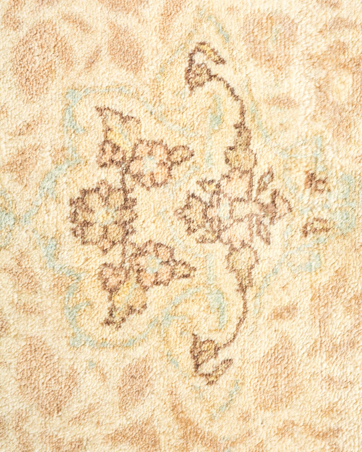 XXIe siècle et contemporain Tapis traditionnel Mogul ivoire unique en son genre fabriqué à la main en vente