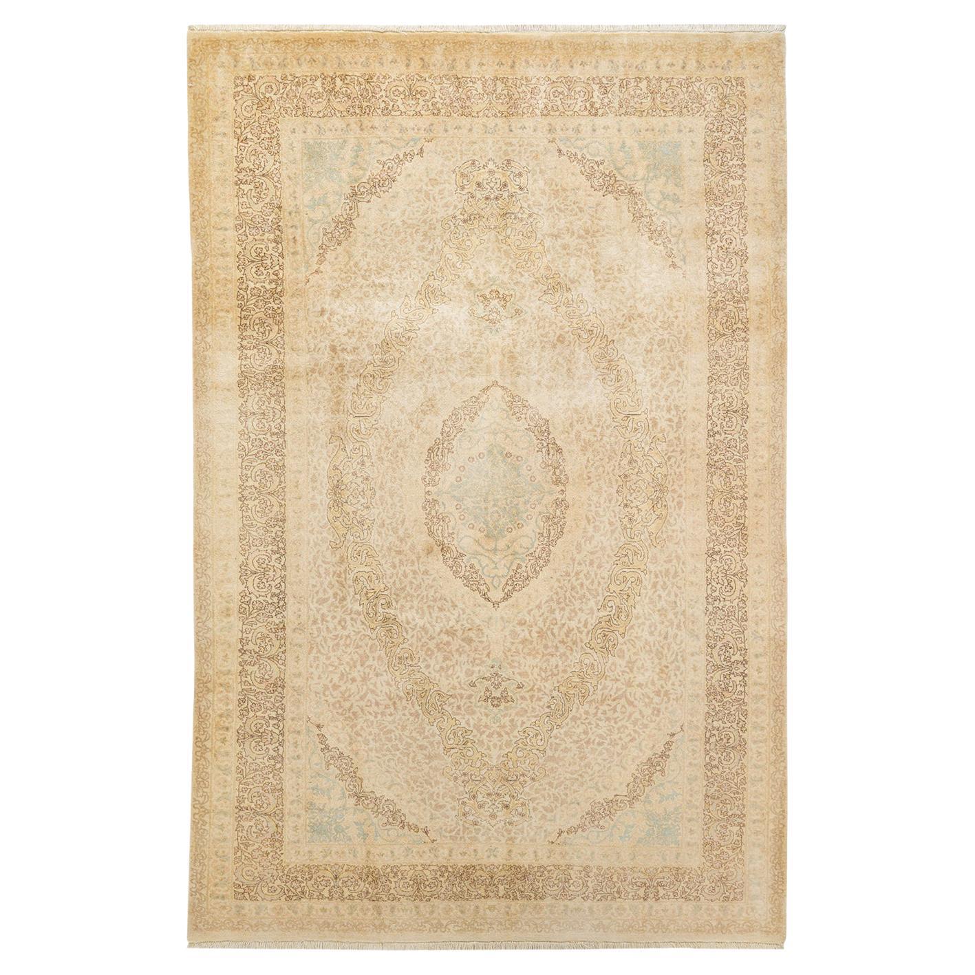 Tapis traditionnel Mogul ivoire unique en son genre fabriqué à la main