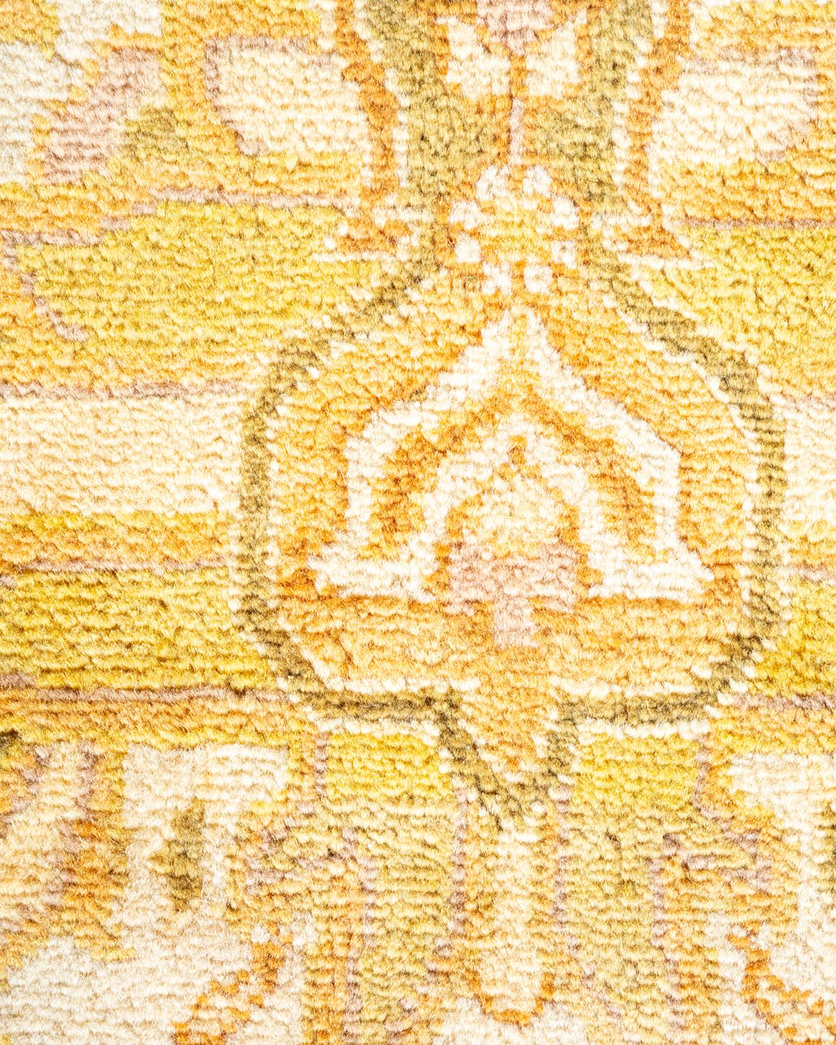 Tapis traditionnel ivoire Mogul unique en son genre fabriqué à la main Neuf - En vente à Norwalk, CT