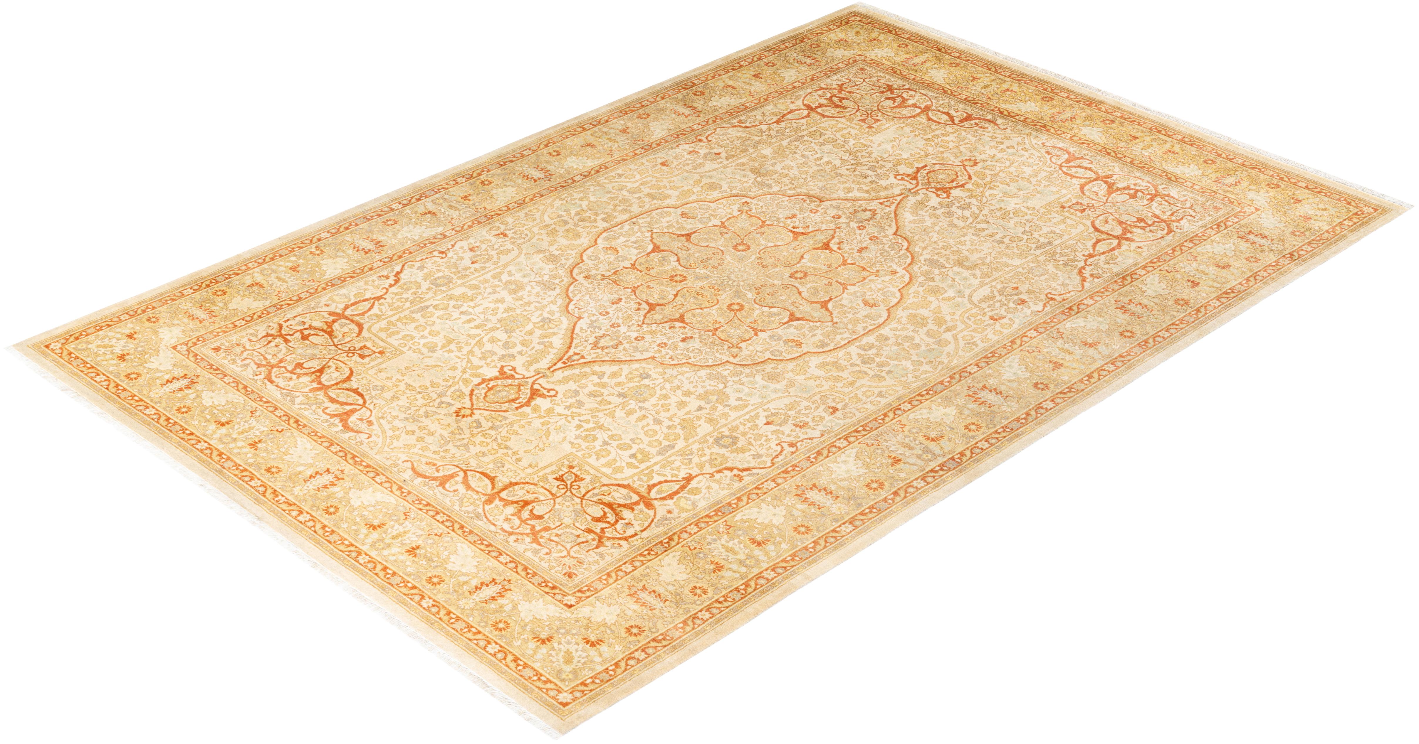 Avec leurs palettes discrètes et leurs motifs à l'envers, les tapis de la collection Mogul apporteront une sophistication intemporelle à n'importe quelle pièce. Influencés par un éventail de motifs turcs, indiens et persans, les artisans qui tissent