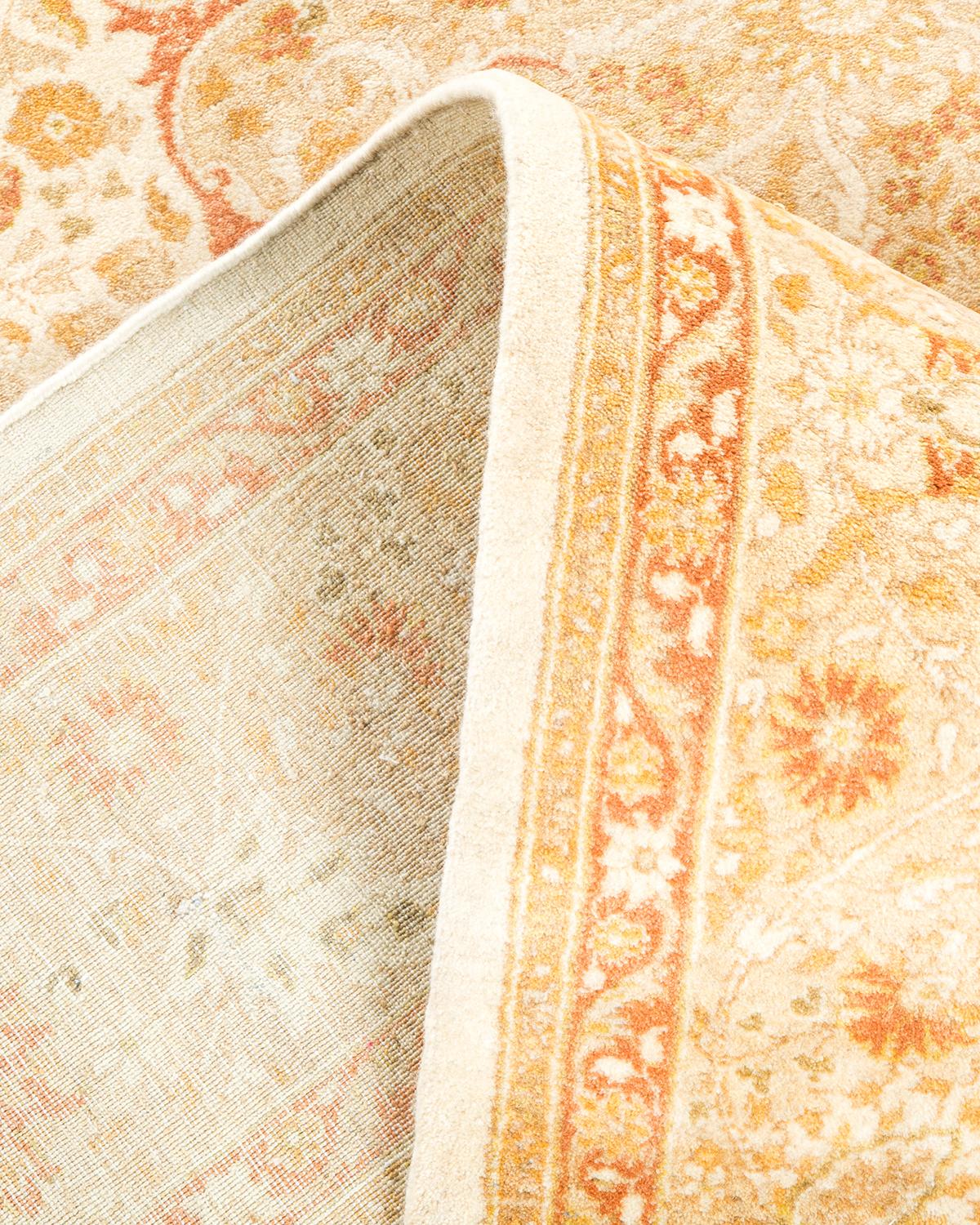 Alfombra tradicional única Hand Made Mogul marfil Pakistaní en venta
