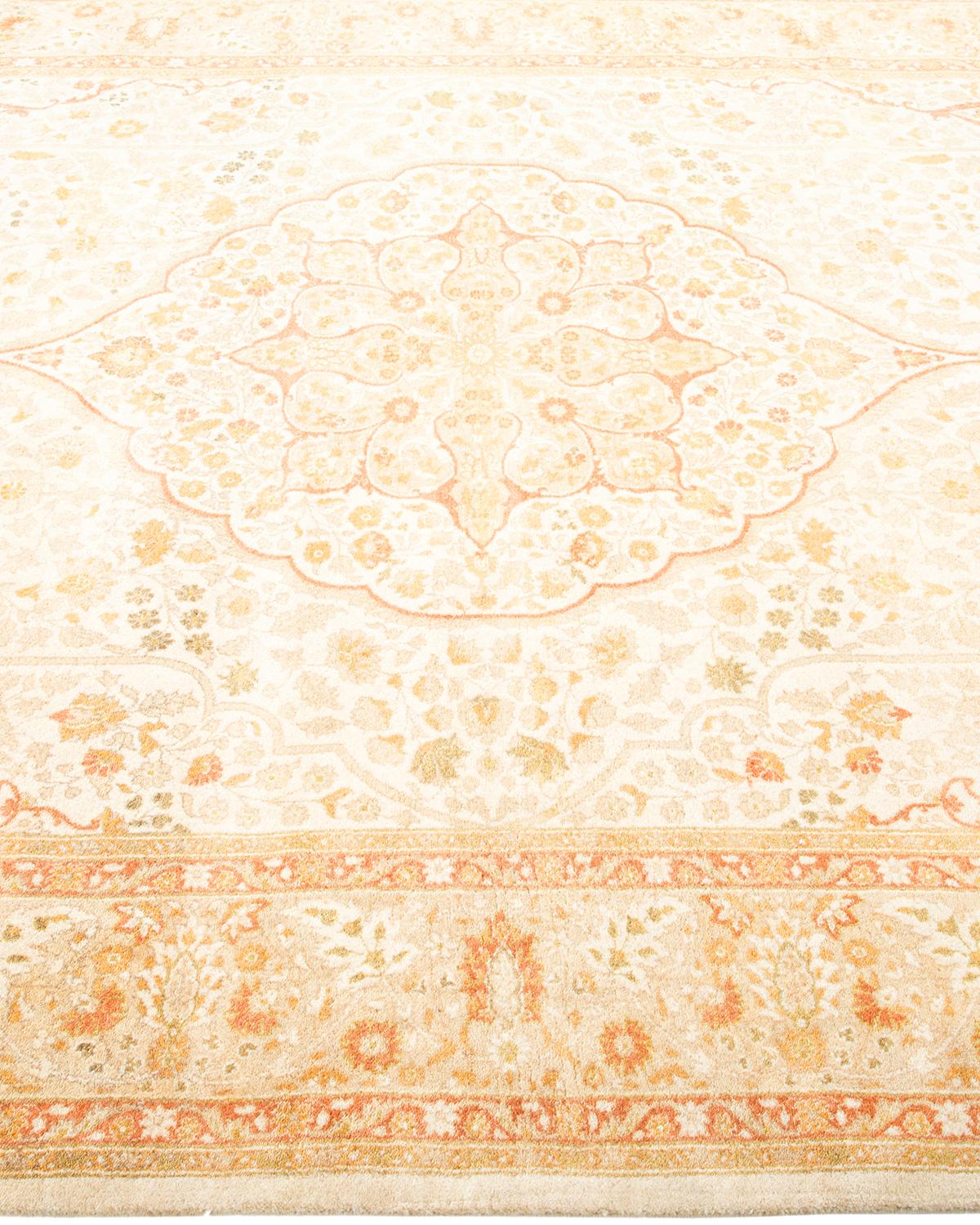 Alfombra tradicional única Hand Made Mogul marfil en Nuevo estado para la venta en Norwalk, CT