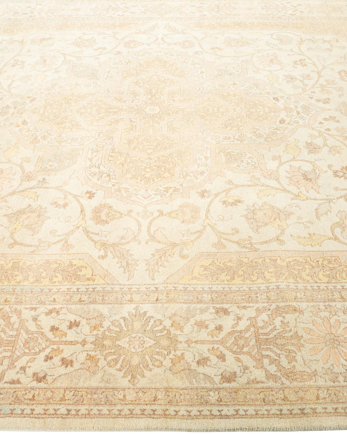 One-Of-A-Kind Hand Made Traditional Mogul Ivory Area Rug In New Condition For Sale In Norwalk, CT