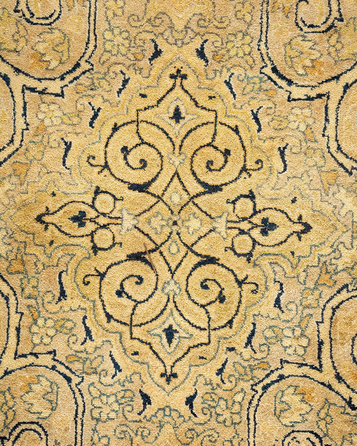 XXIe siècle et contemporain Tapis traditionnel Mogul ivoire unique en son genre fabriqué à la main en vente