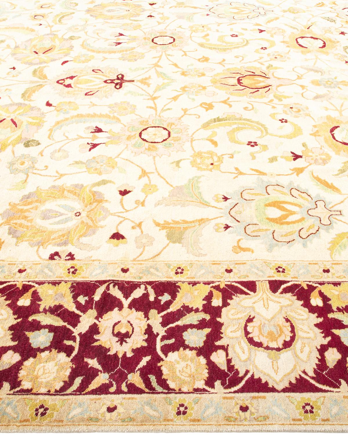 Alfombra tradicional única Hand Made Mogul Marfil en Nuevo estado para la venta en Norwalk, CT