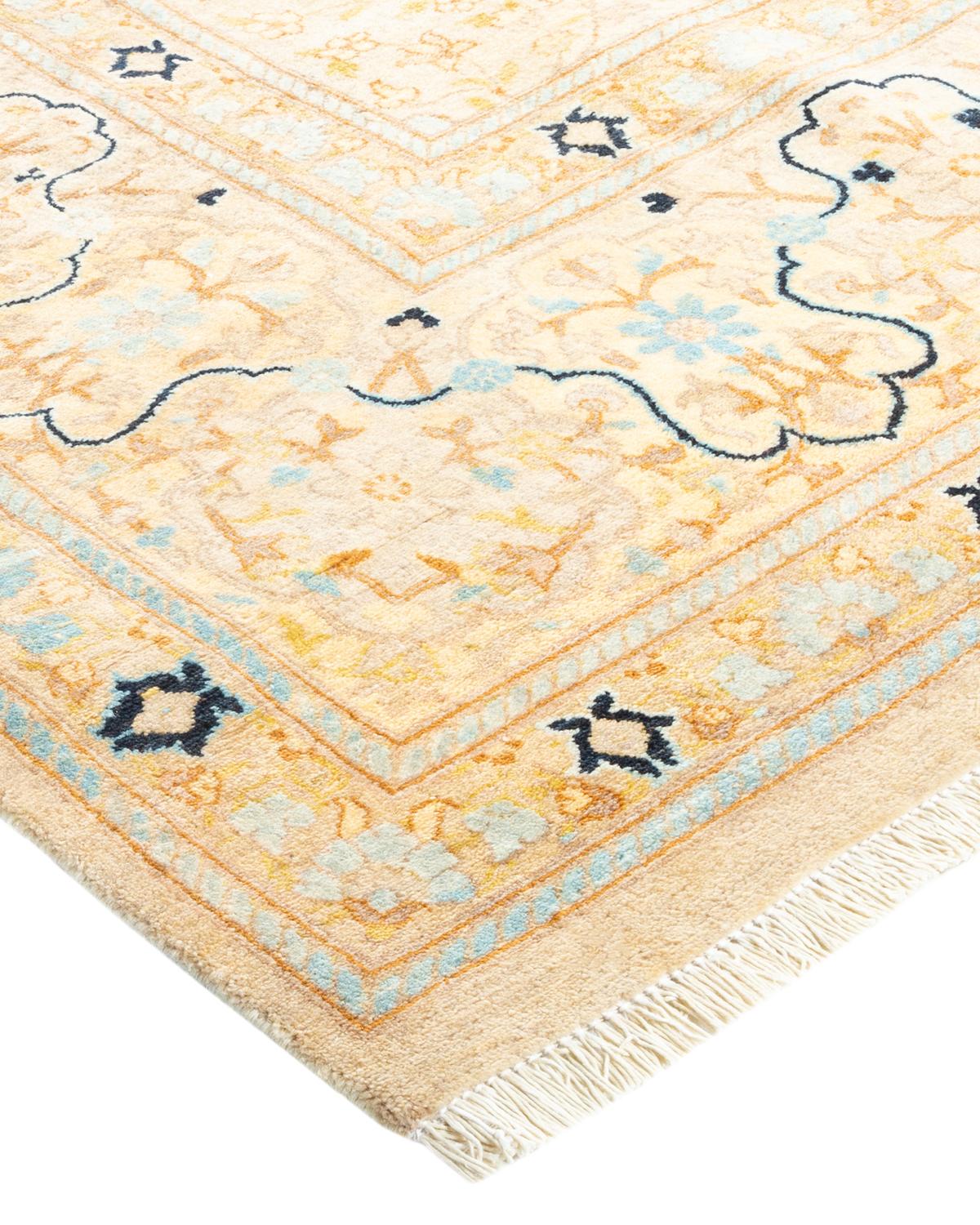 Traditioneller handgefertigter elfenbeinfarbener Mogul-Teppich, Unikat (Wolle) im Angebot