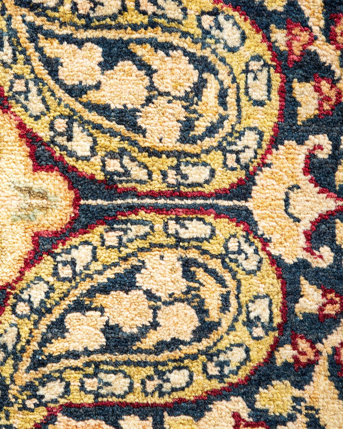 XXIe siècle et contemporain Tapis traditionnel ivoire Mogul unique en son genre fabriqué à la main en vente
