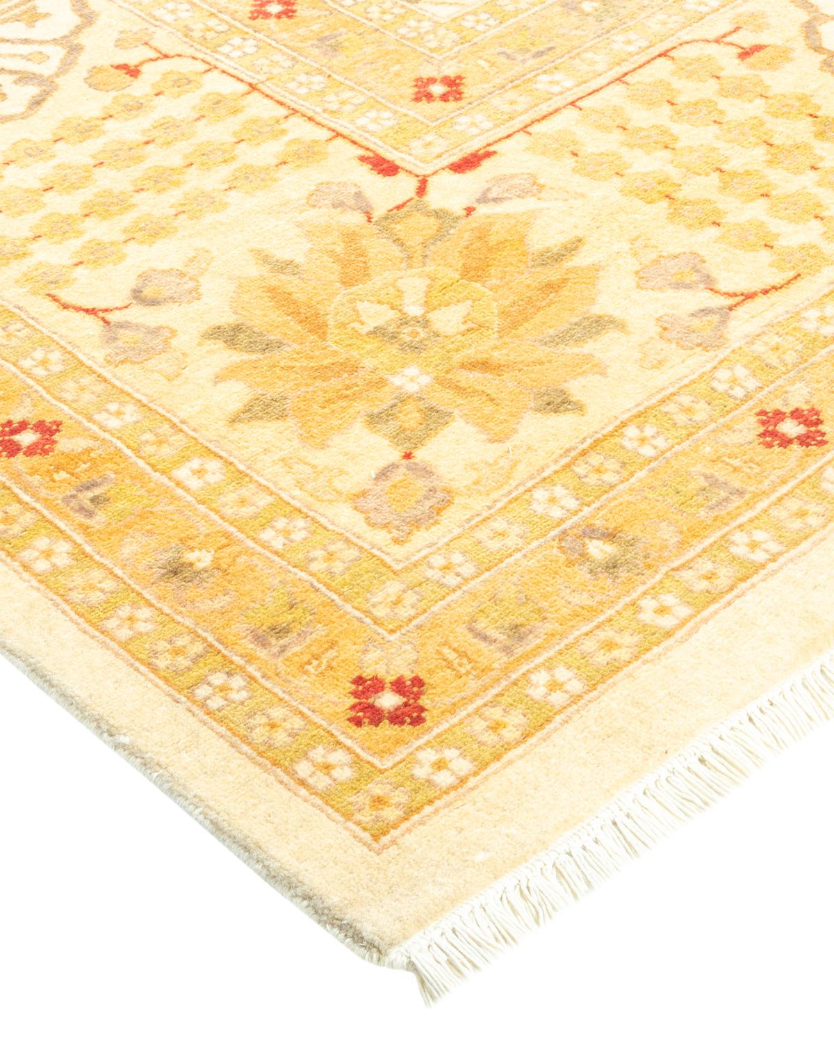 Laine Tapis traditionnel ivoire Mogul unique en son genre fabriqué à la main en vente