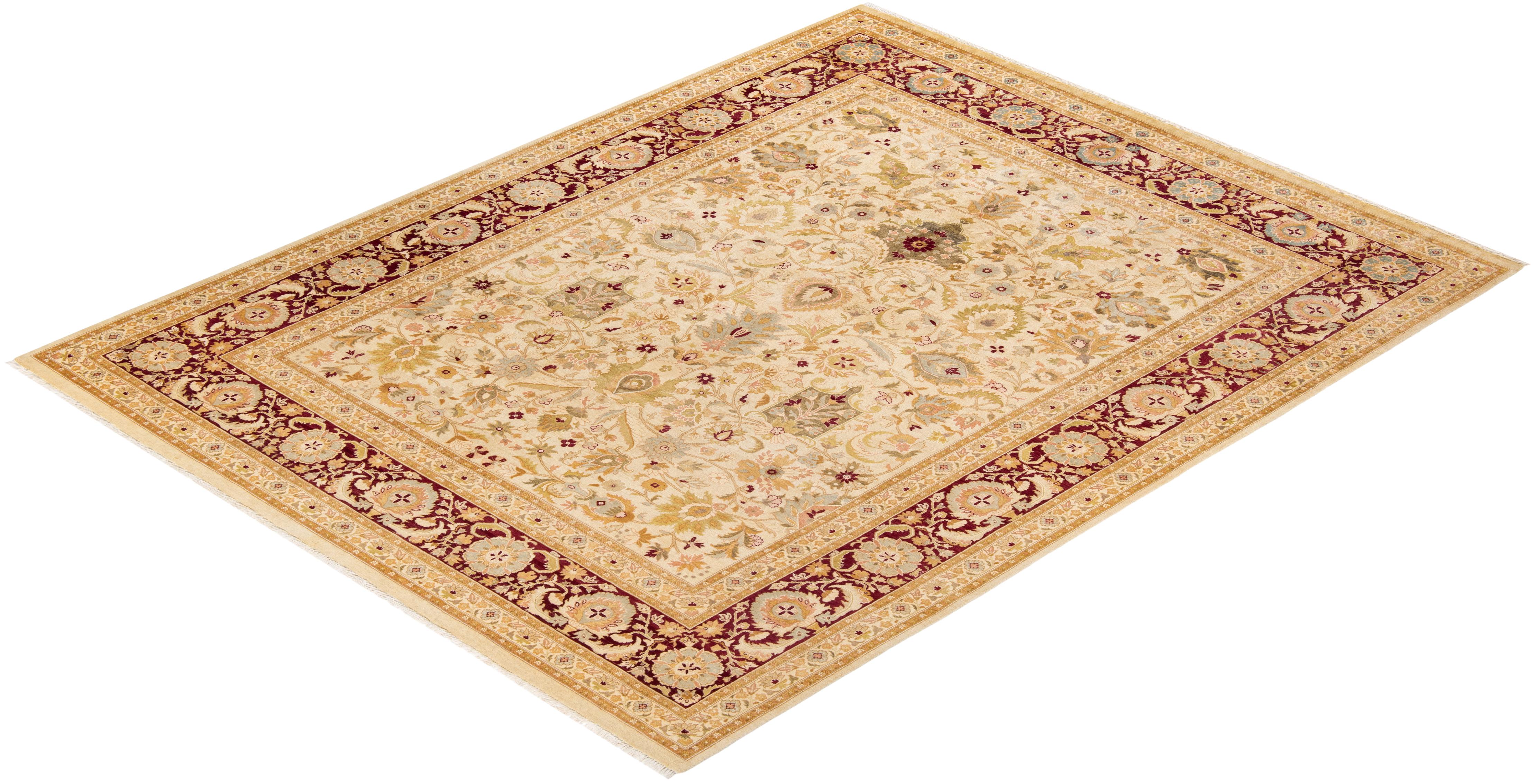 Las alfombras de la colección Mogul, con sus colores discretos y sus diseños en toda la superficie, aportarán una sofisticación atemporal a cualquier habitación. Influenciadas por un espectro de diseños turcos, indios y persas, los artesanos que