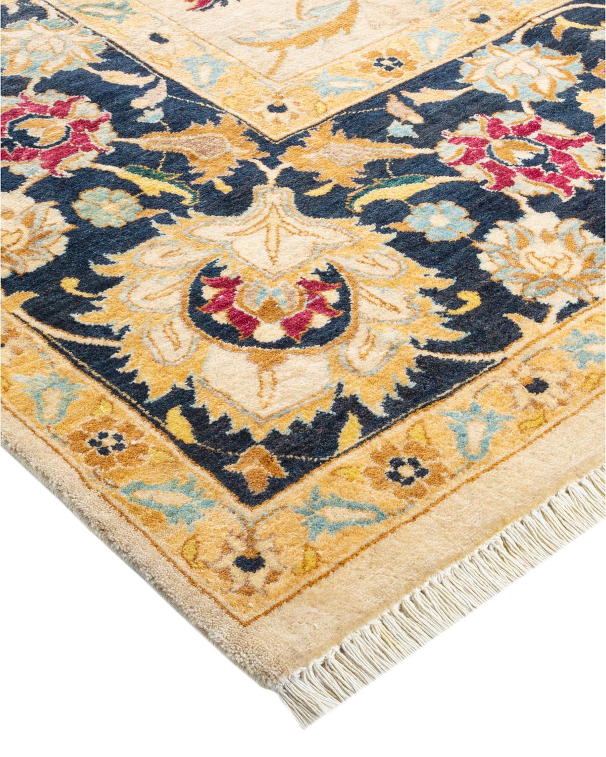 Laine Tapis traditionnel ivoire Mogul unique en son genre fabriqué à la main en vente