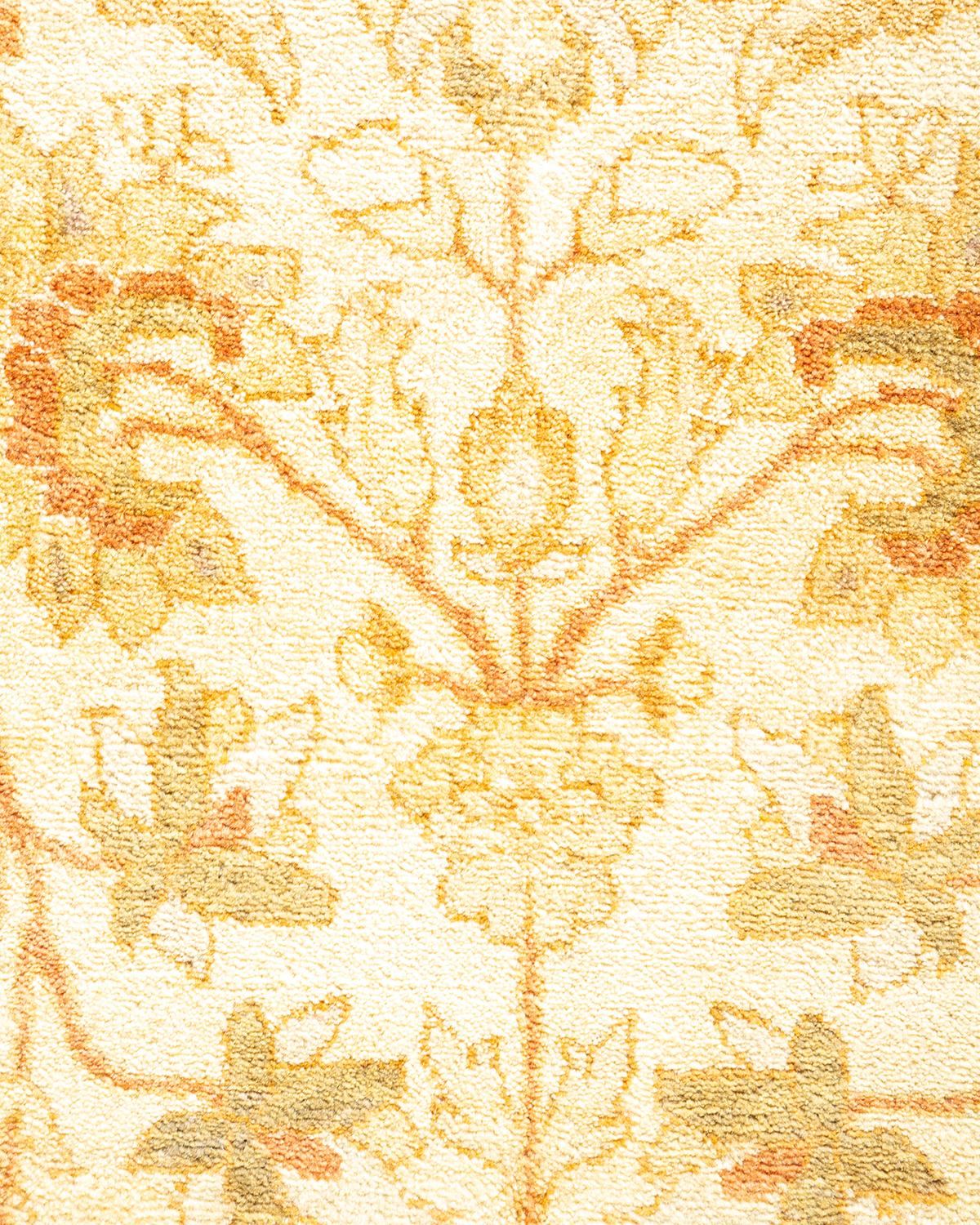 XXIe siècle et contemporain Tapis traditionnel Mogul ivoire unique en son genre fabriqué à la main en vente