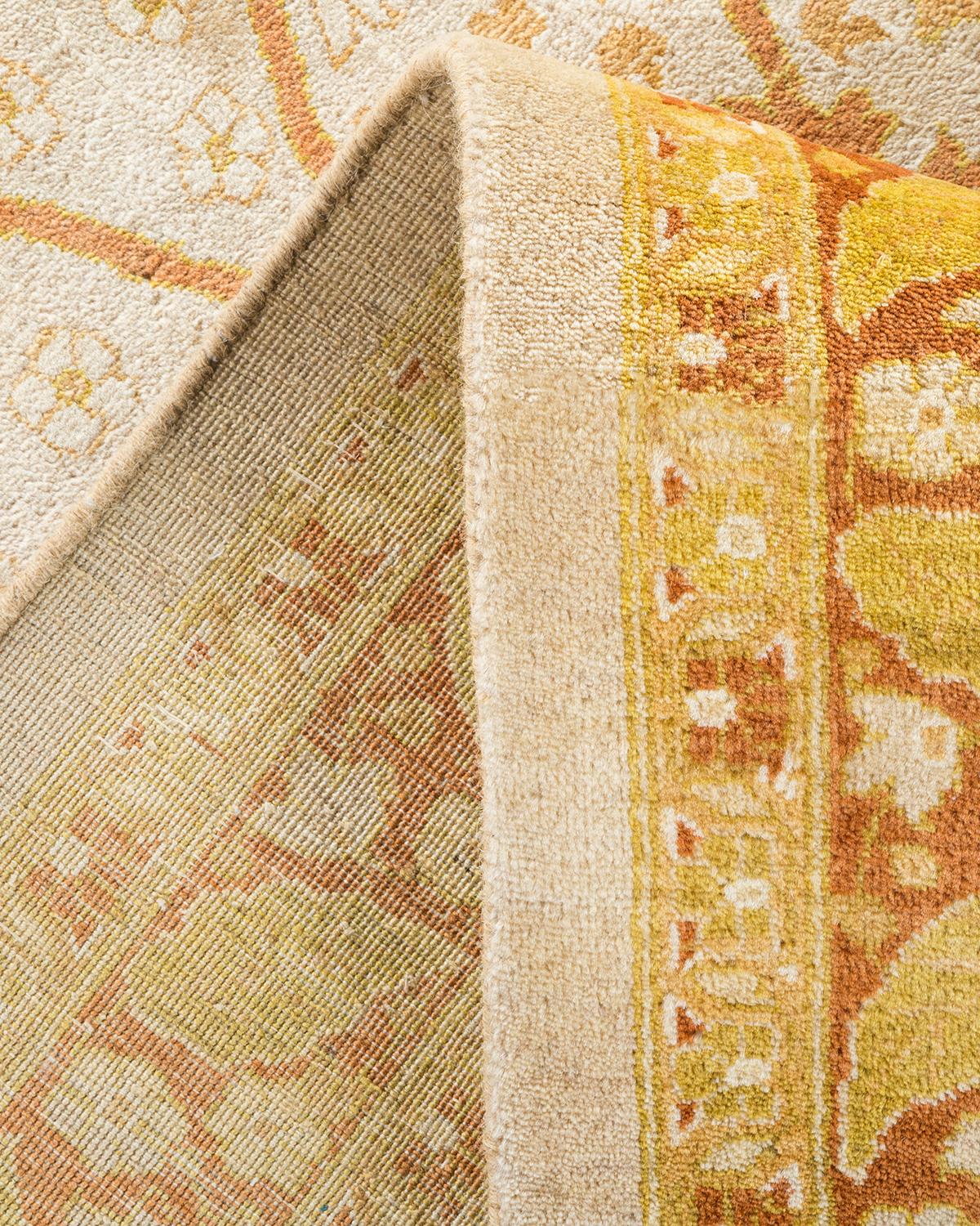 Alfombra tradicional única Hand Made Mogul marfil Pakistaní en venta