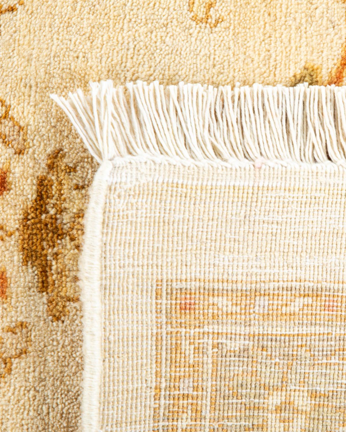 One-of-a-kind Hand Made Traditional Mogul Ivory Area Rug In New Condition For Sale In Norwalk, CT
