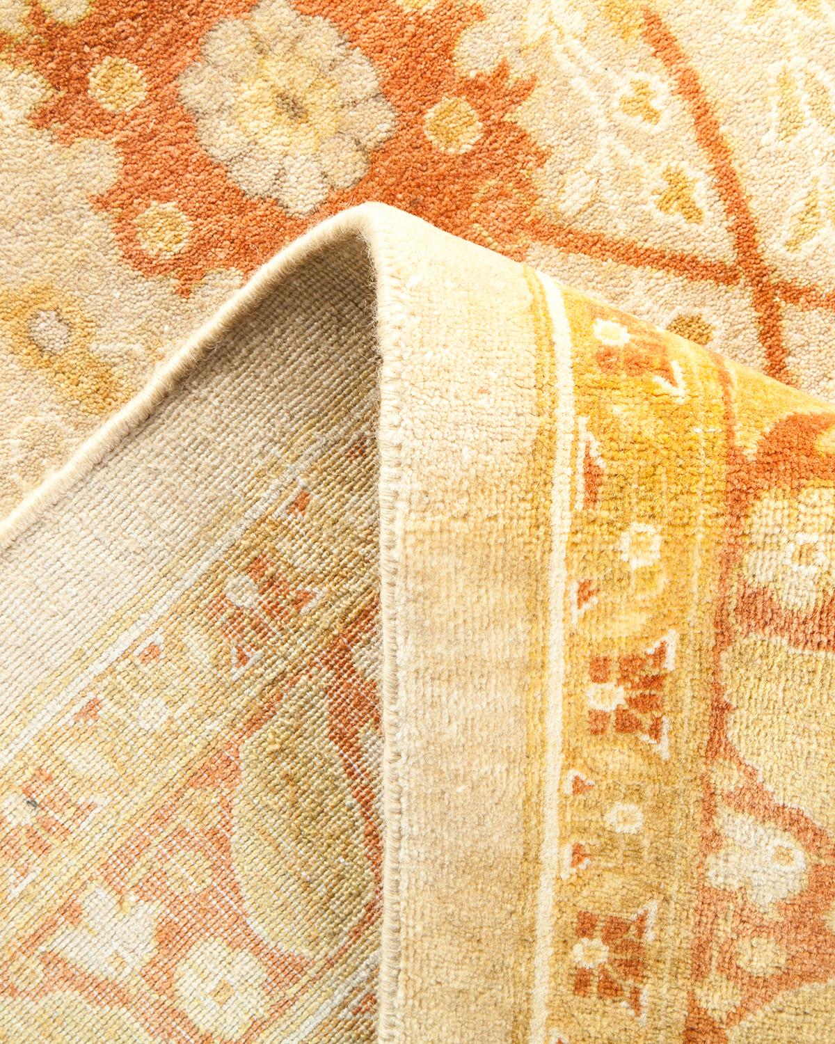 Pakistanais Tapis traditionnel ivoire Mogul unique en son genre fabriqué à la main en vente